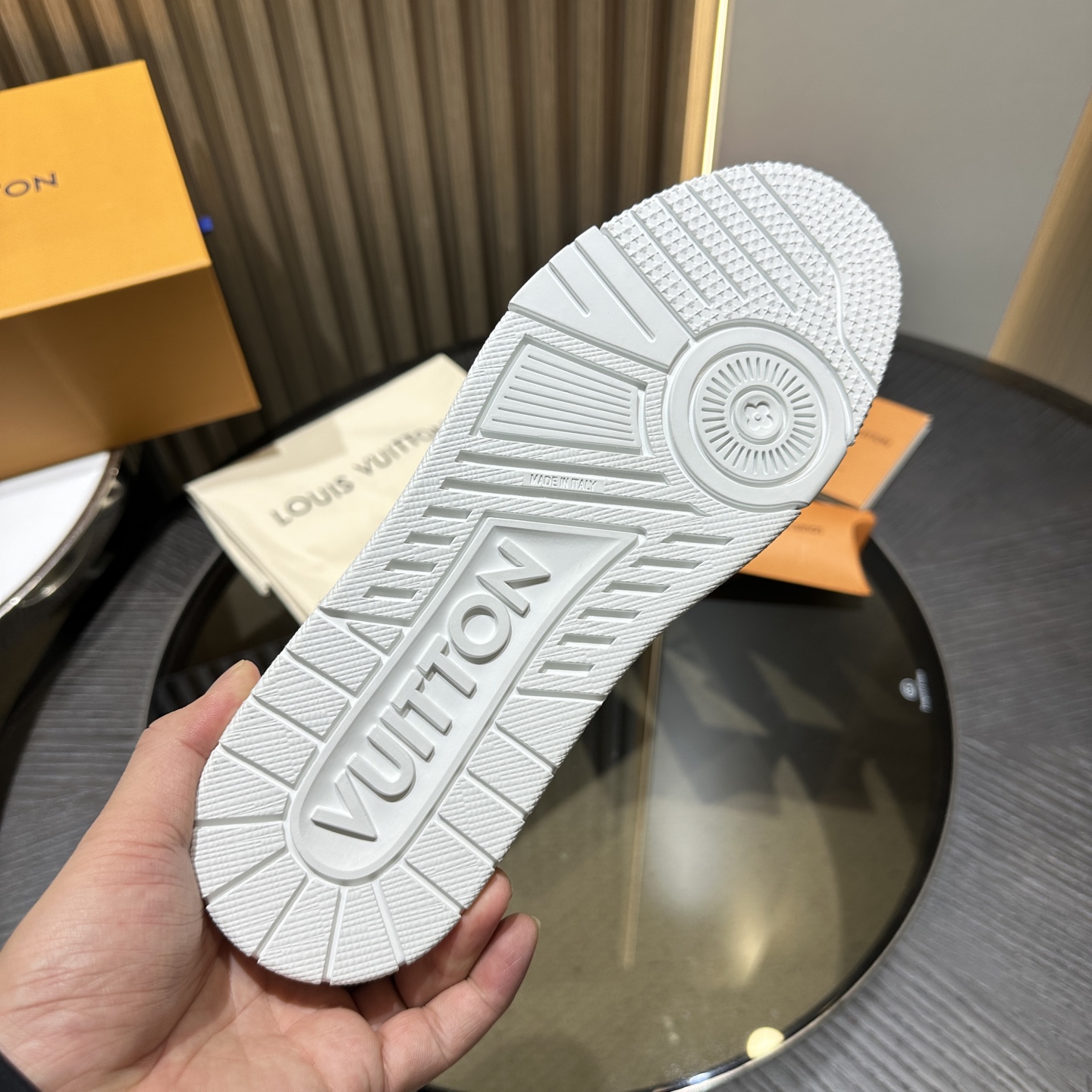 L*V TRAINER white Sneakers white