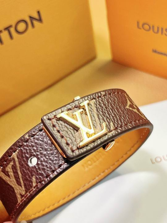 LV  Brand letter logo bracelet