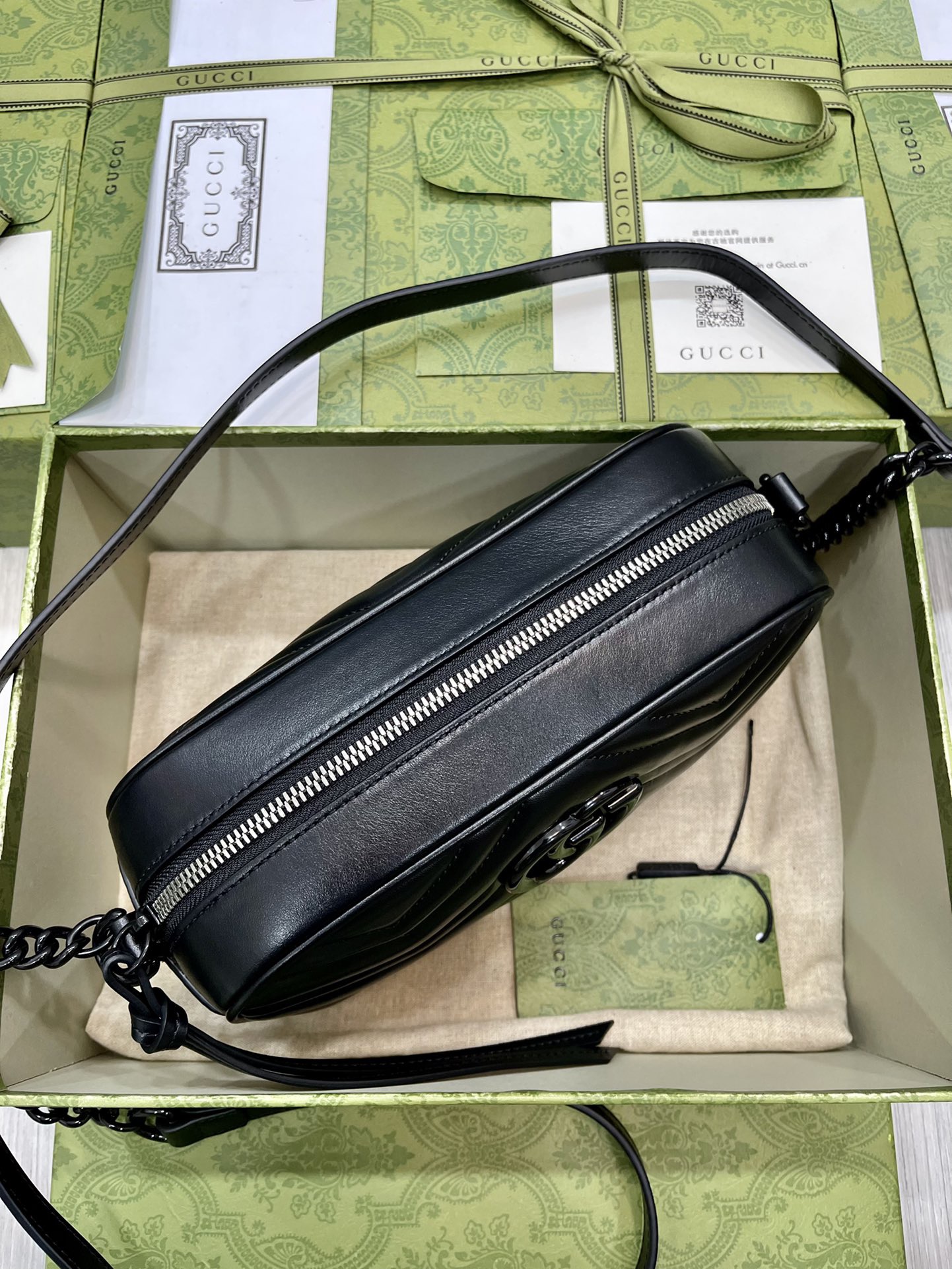 Gucci Marmont series model number: 447632 Size: 24*13*7cm