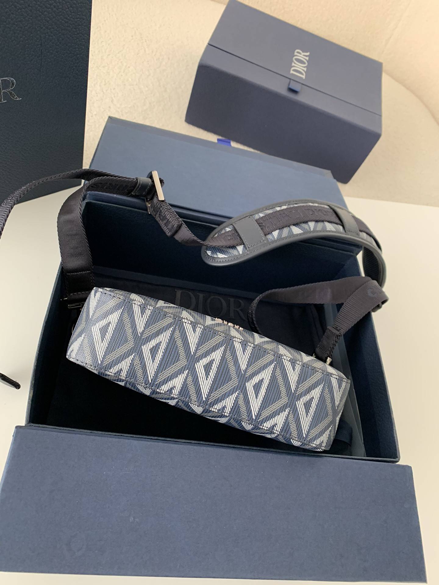 D*OR Men's SAFARI Messenger Bag, Top Quality Size: 22 * 15 * 6cm