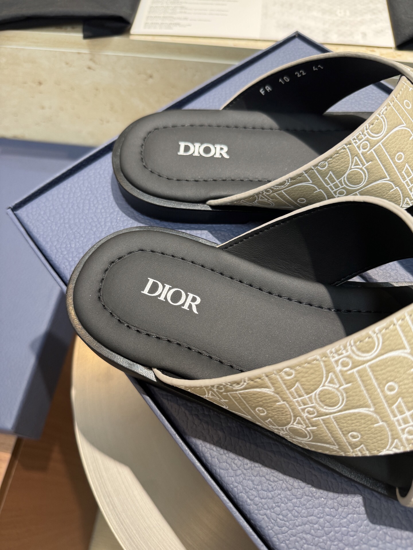 Dior Slide