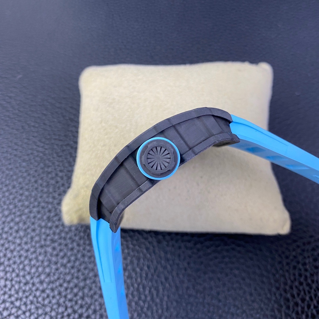 Richard Miller's ultimate version of the integrated white sapphire shock-absorbing movement RM35