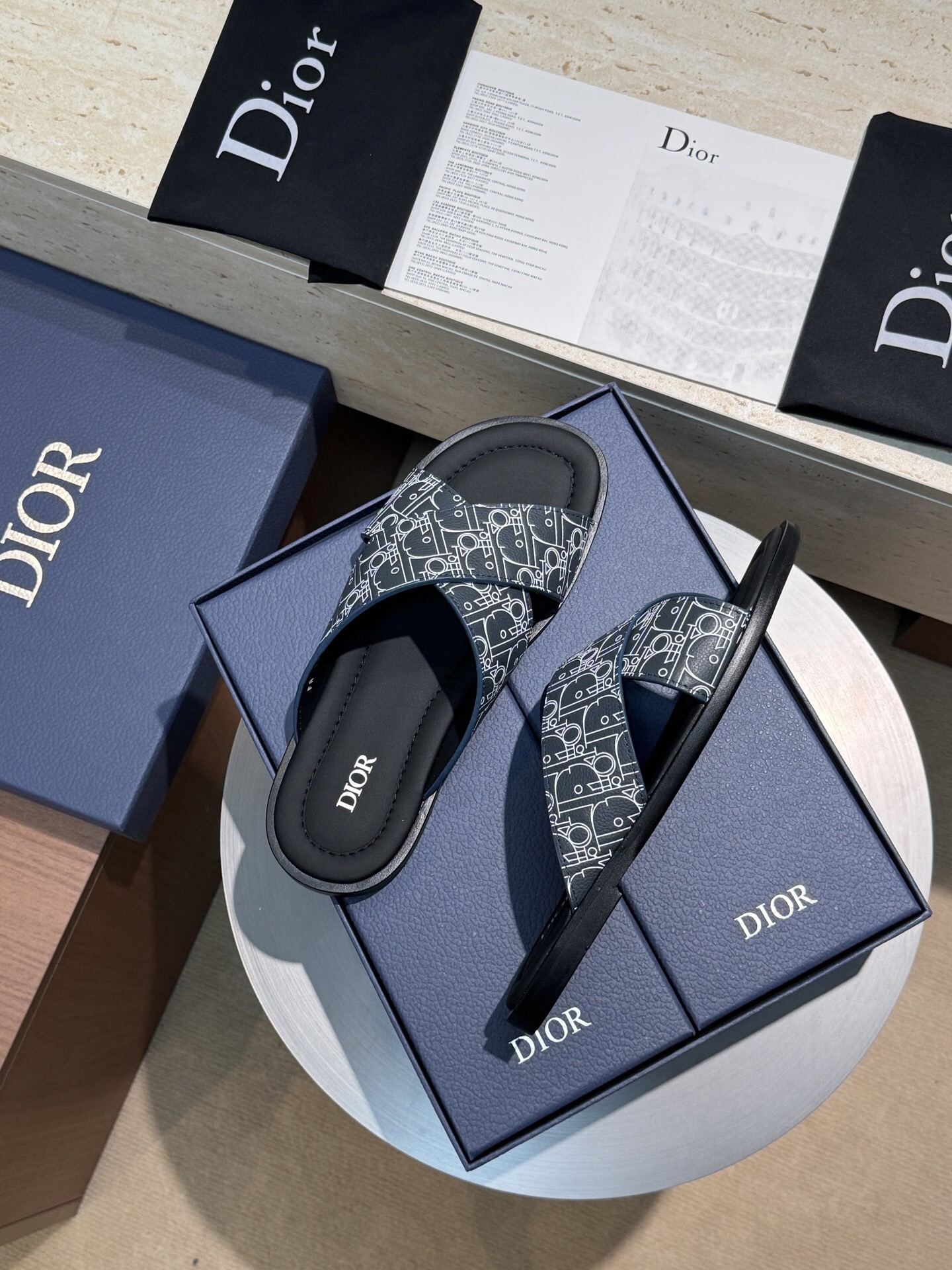 Dior Slide