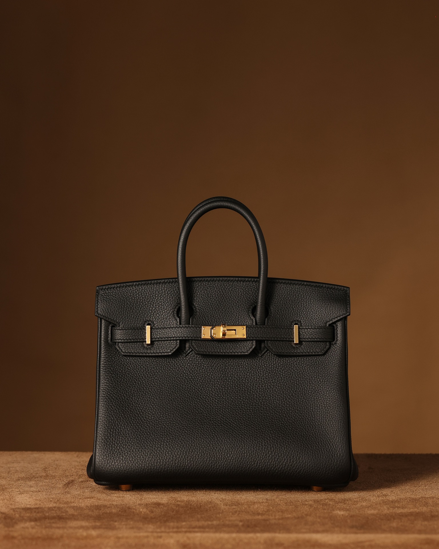 Hermes Birkin 25cm black gold buckle Size: 20 X 25 X 13CM