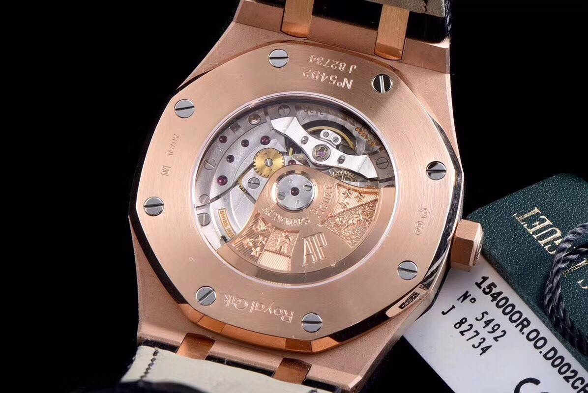 Audemars Piguet Royal Oak 15400 Series Men's Watch 41mm