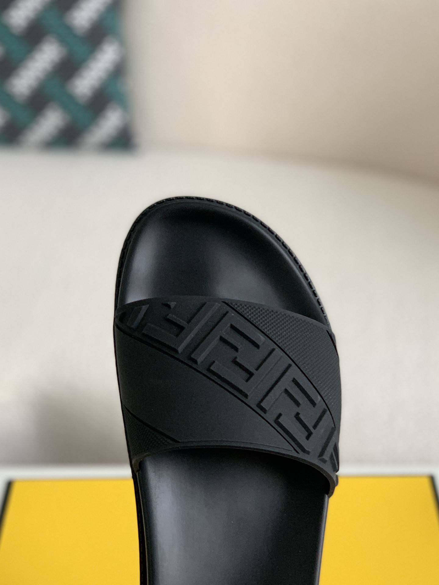Fendi slippers