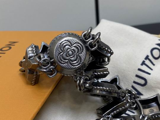 LV Bracelet 02lyh1029  2775834