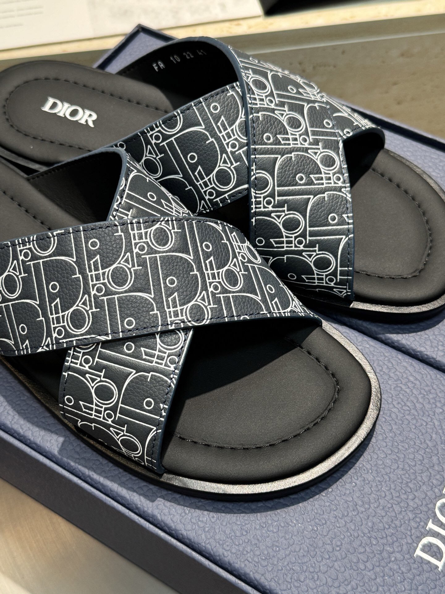 Dior Slide