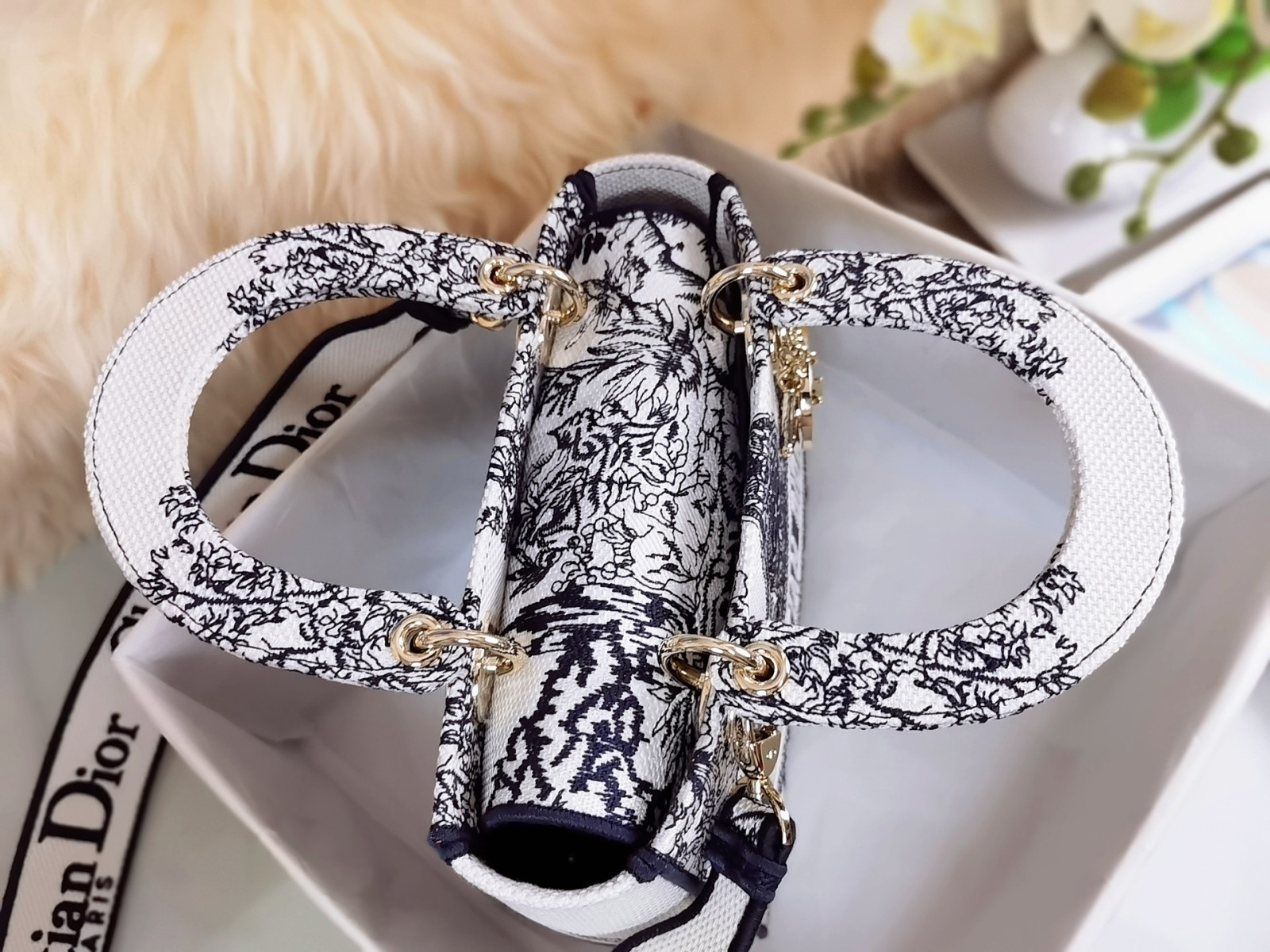 Medium Lady D-lite Bag