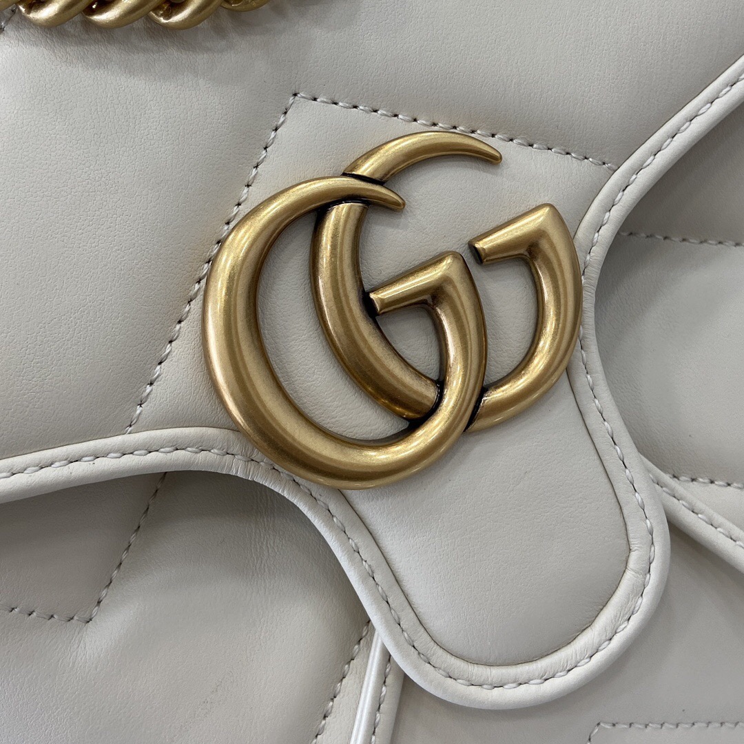 Gucci Marmont Series Mini Backpack Model: 777253 Size: 20*19*11cm