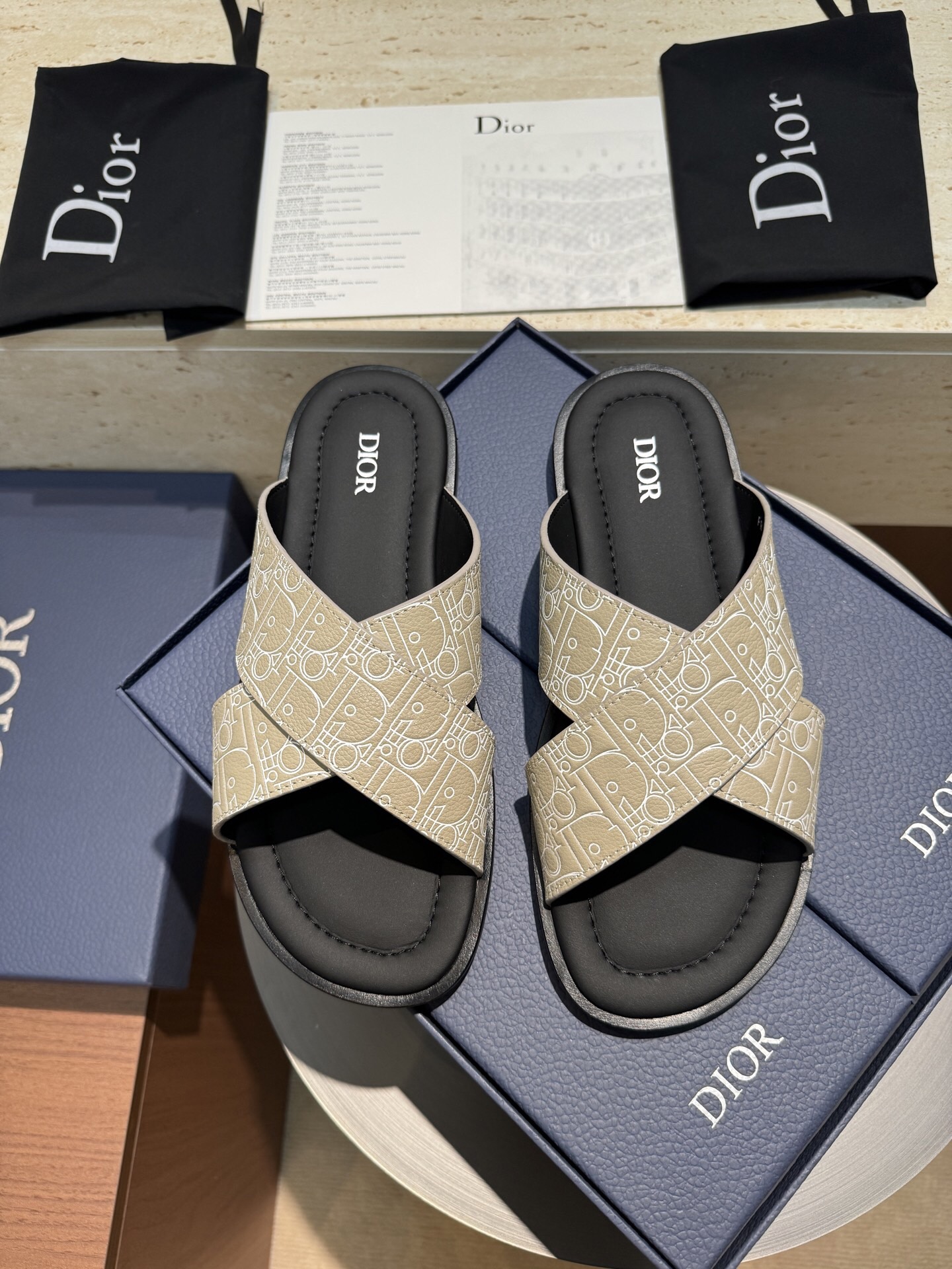 Dior Slide