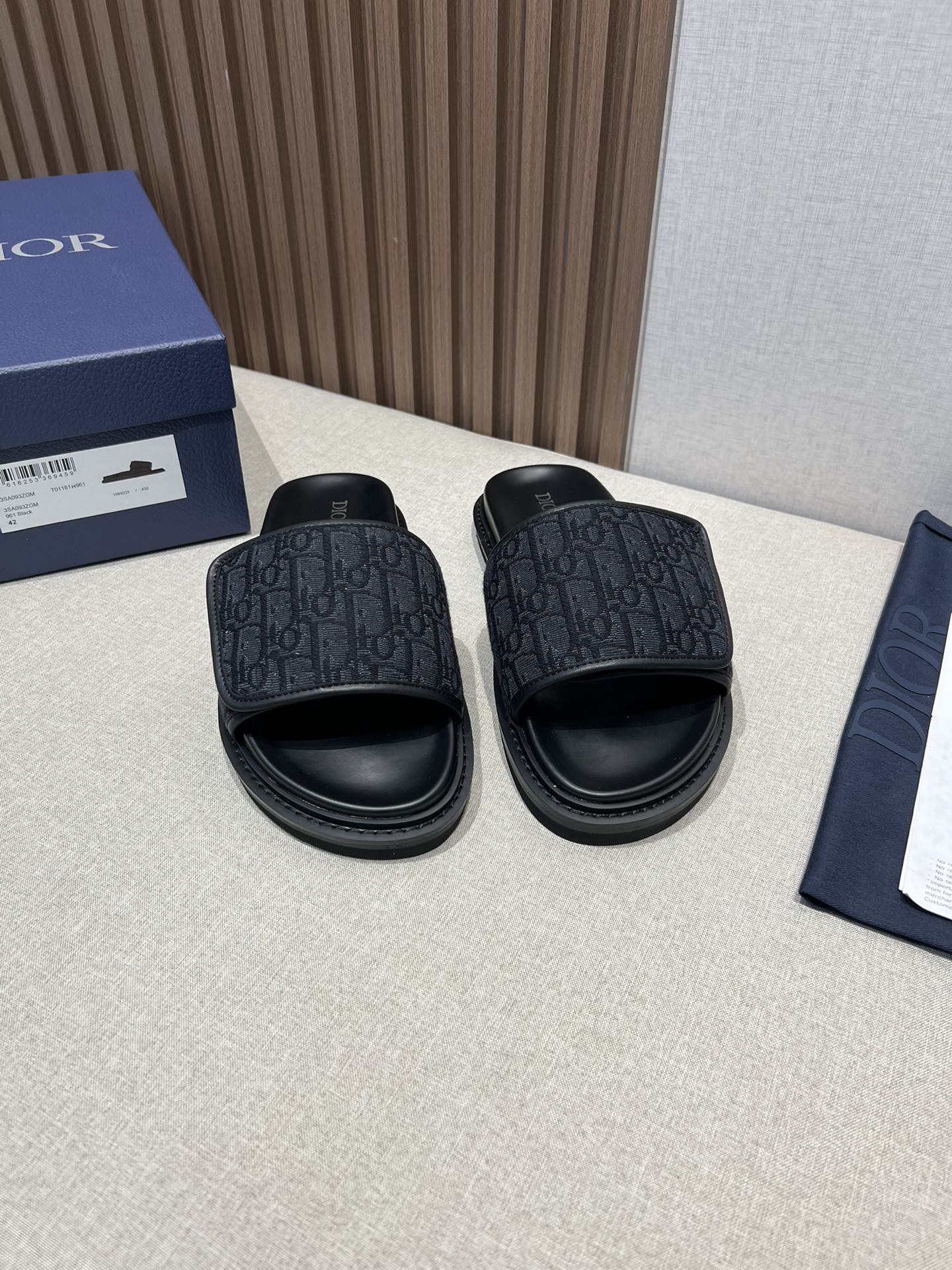 Dior men slide