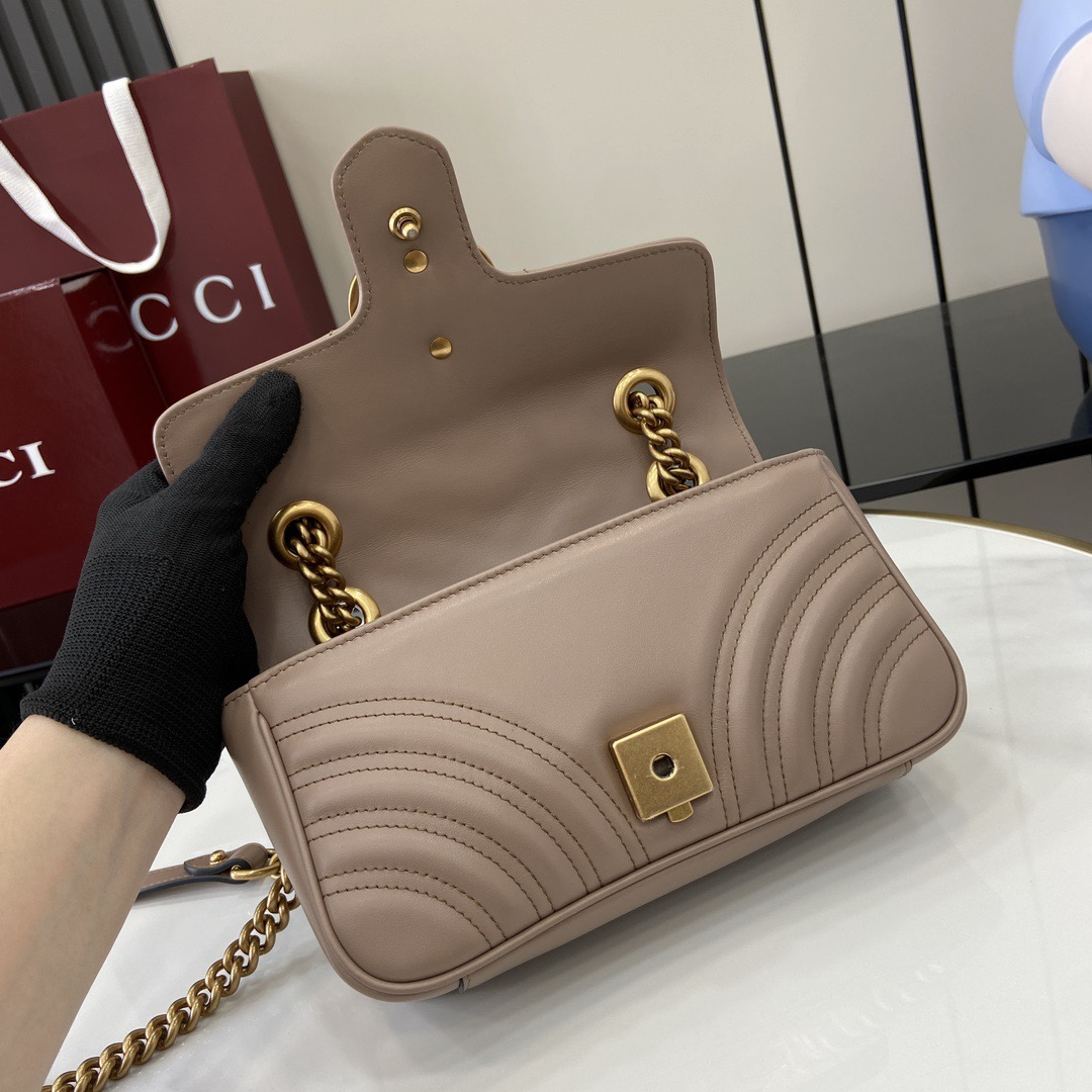 Gucci Marmont series quilted mini handbag model: 446744. Size: 22*13*6cm