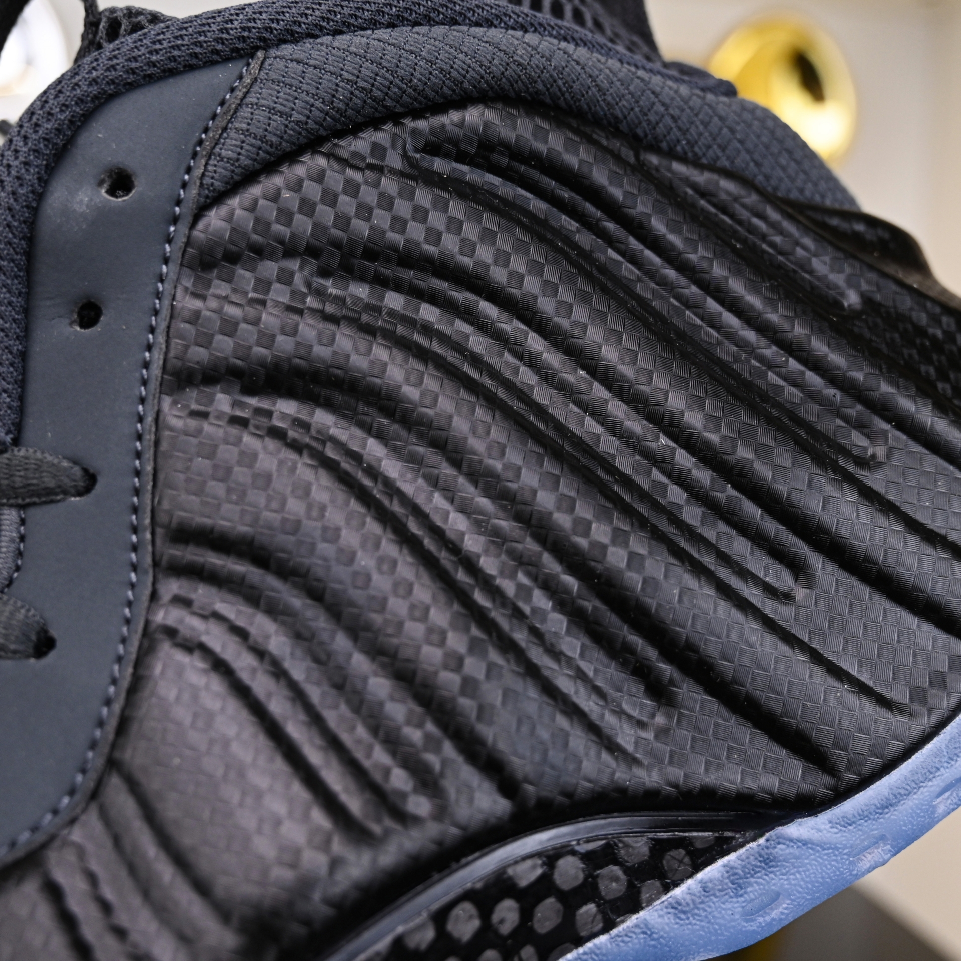 Nike Air Foamposite One  HF2902-002