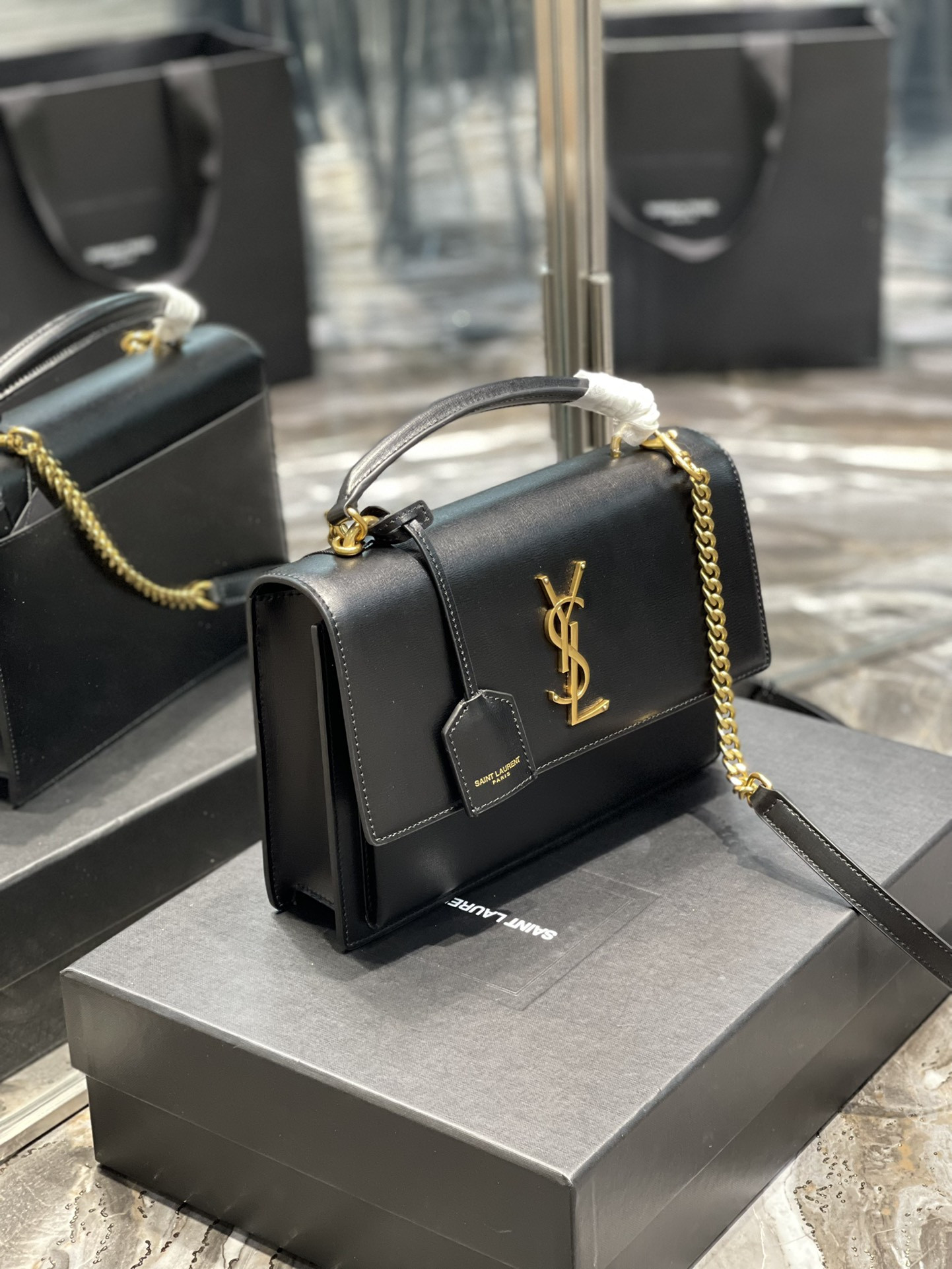Ysl Sunset Medium Top Handle In Smooth Leather