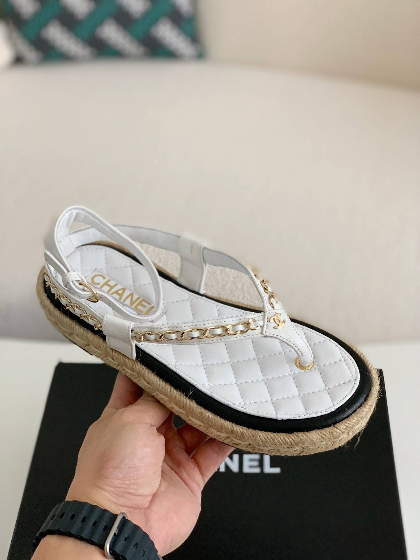 CH*EL Women's Sandals
