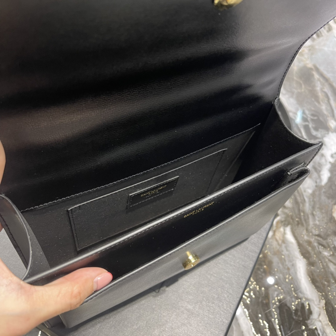 Ysl Sunset Medium Top Handle In Smooth Leather