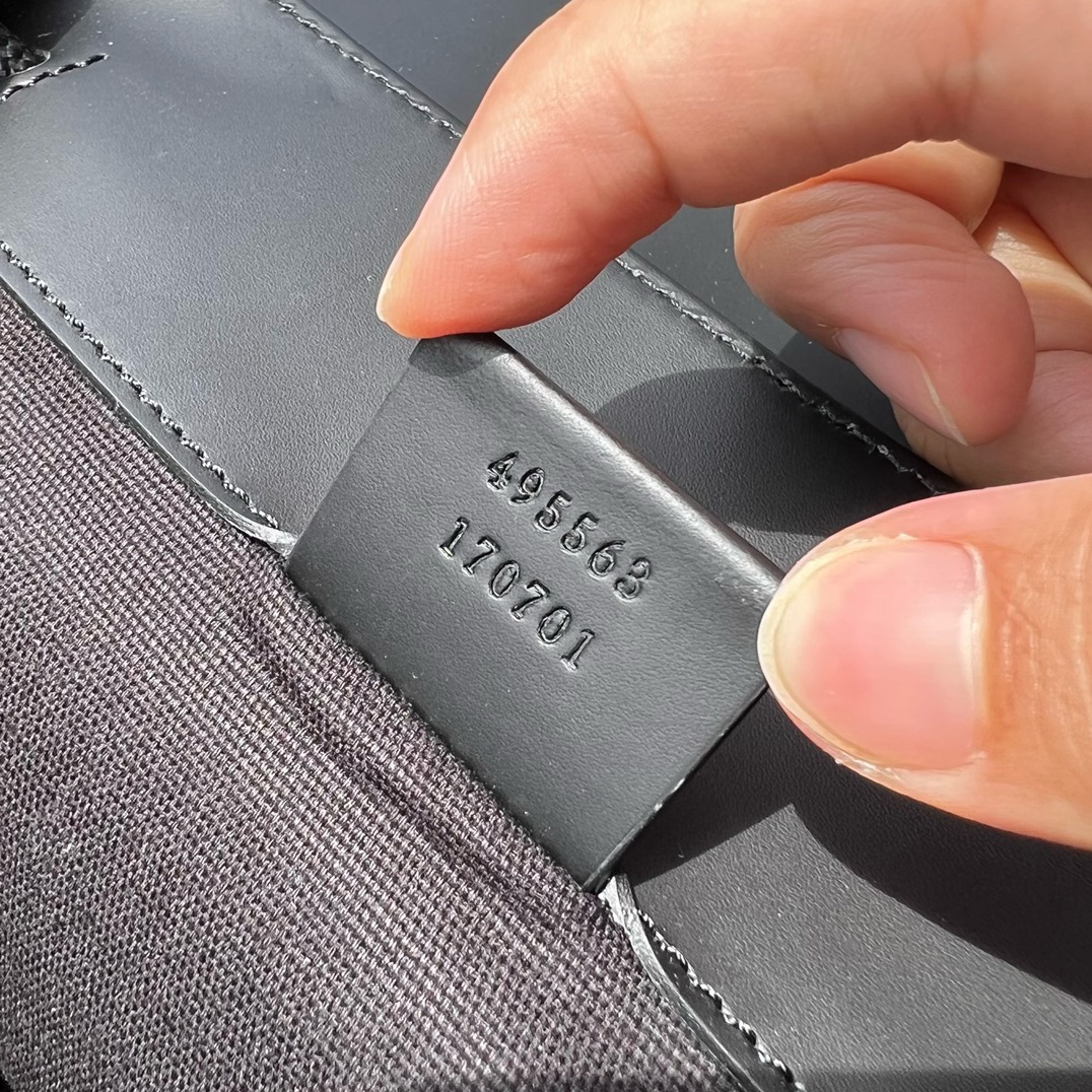 Gucci Backpack Model: 495563. Size: 34*42*16cm