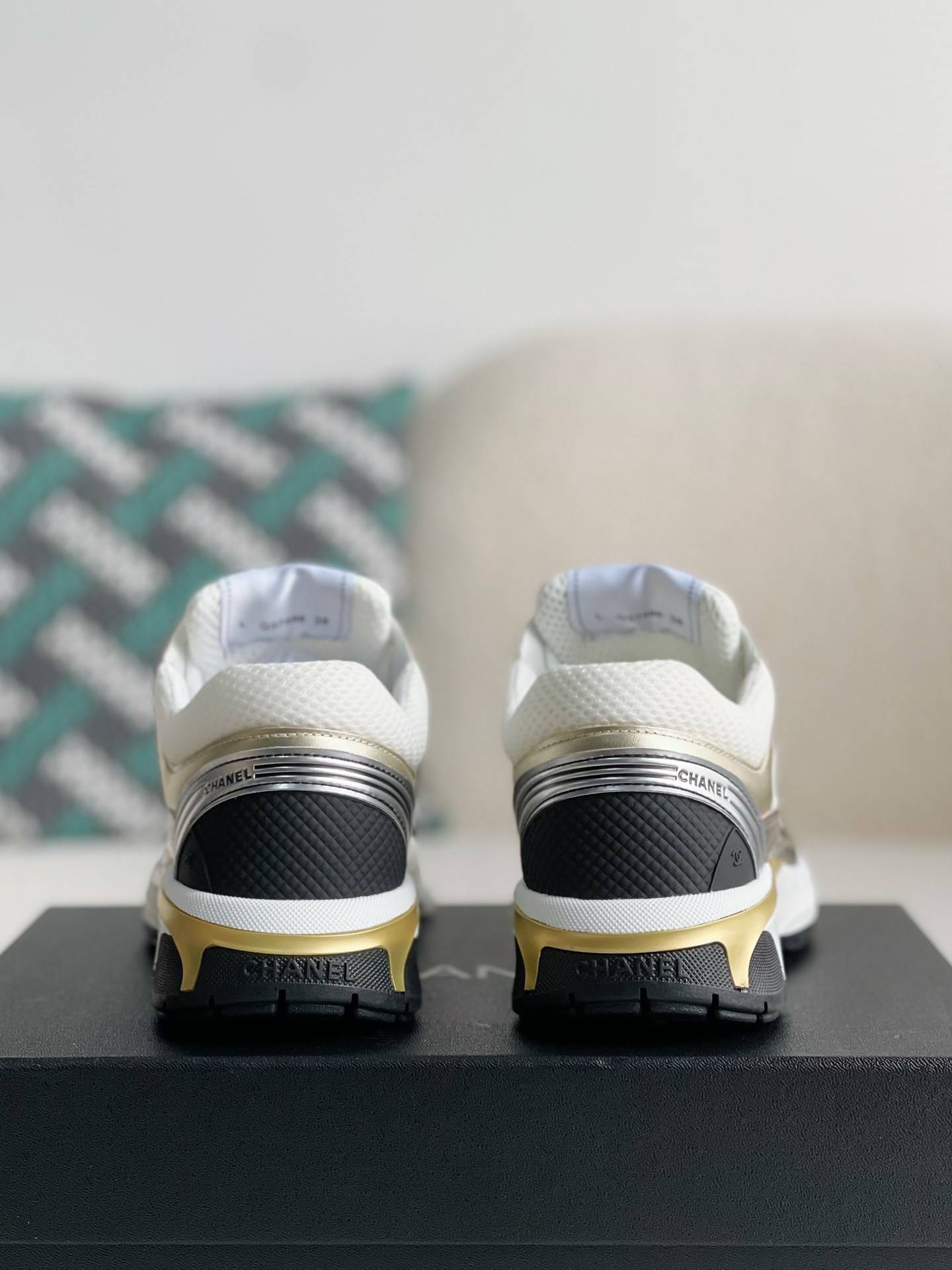 CH*EL Women's Sneakers