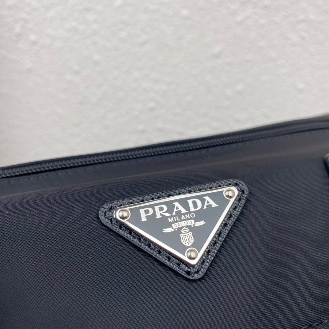 Prada Mailbag
