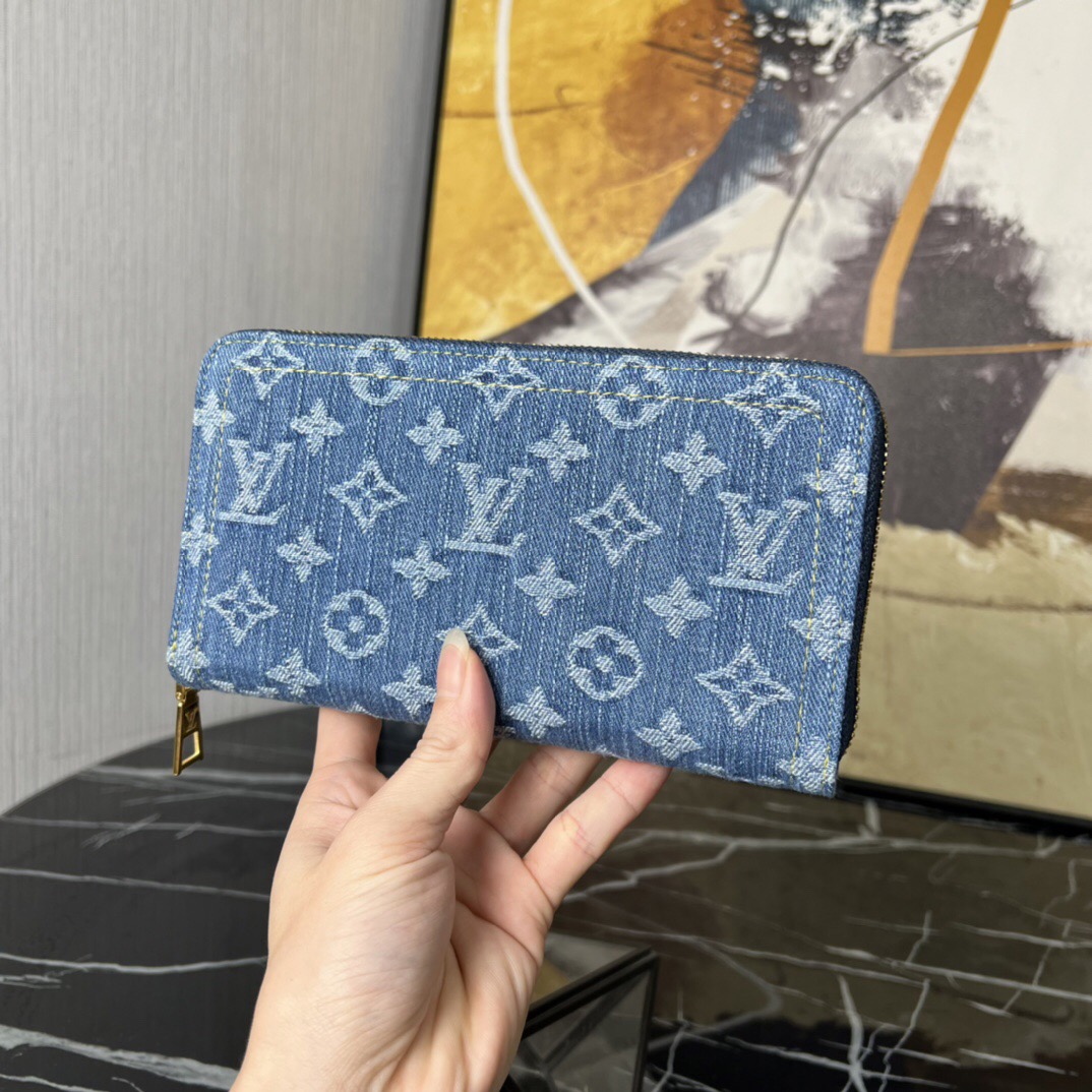 L*V  Victorine Wallet