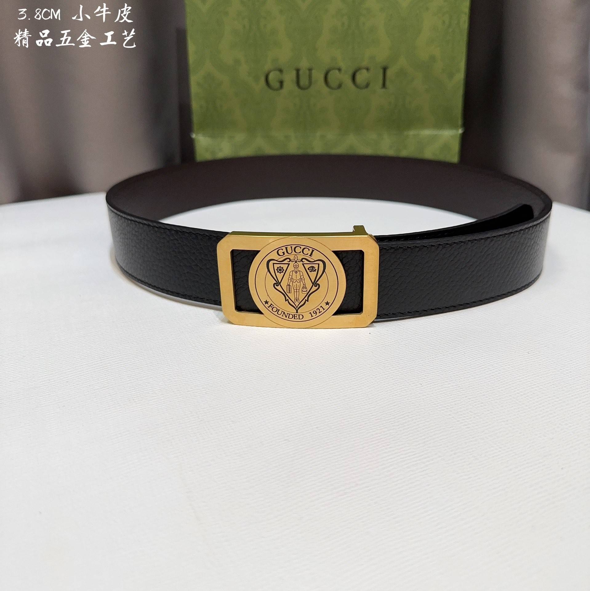 GUCCi Men's Belts 000150