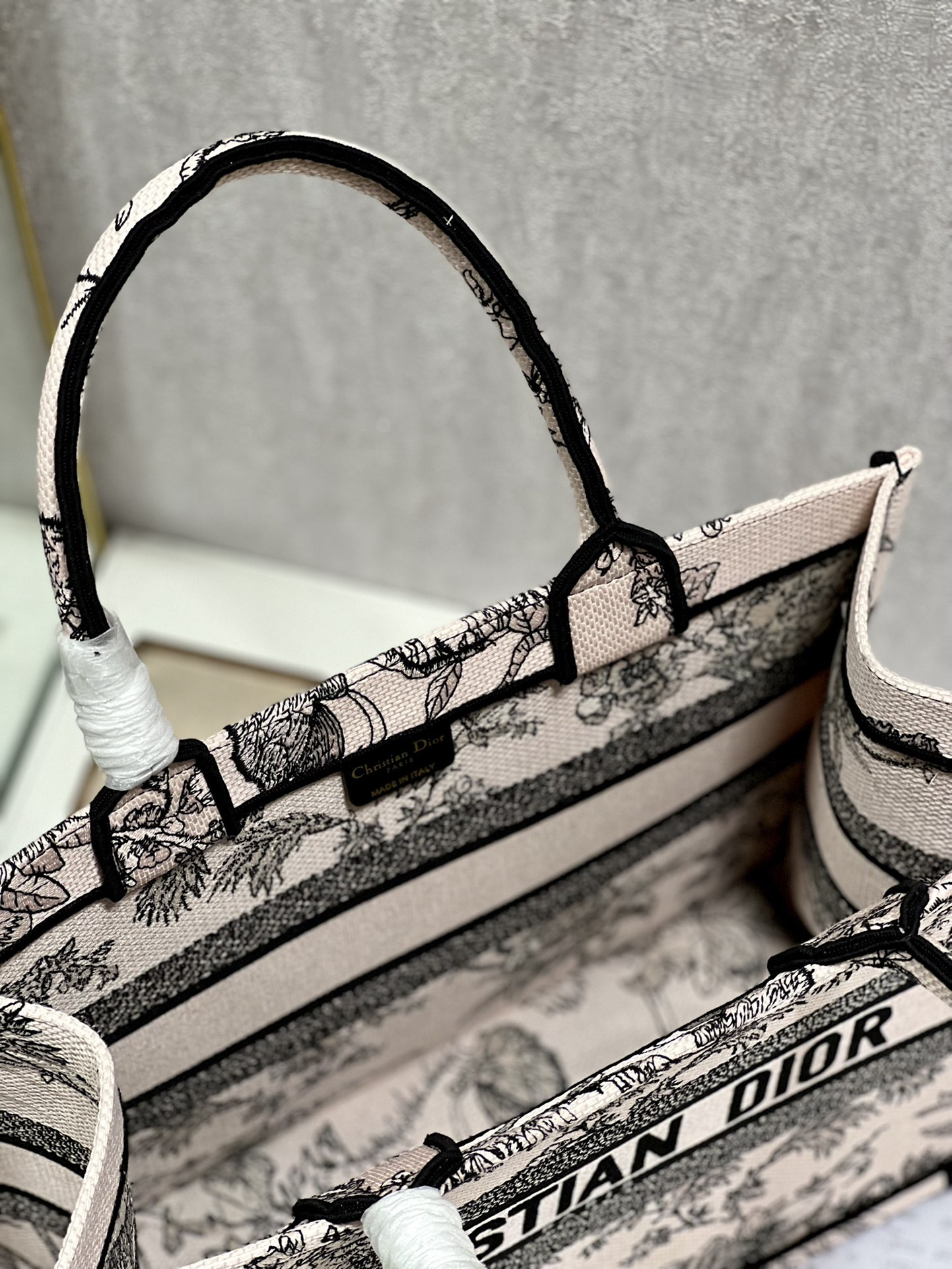 Medium Dior Book Tote