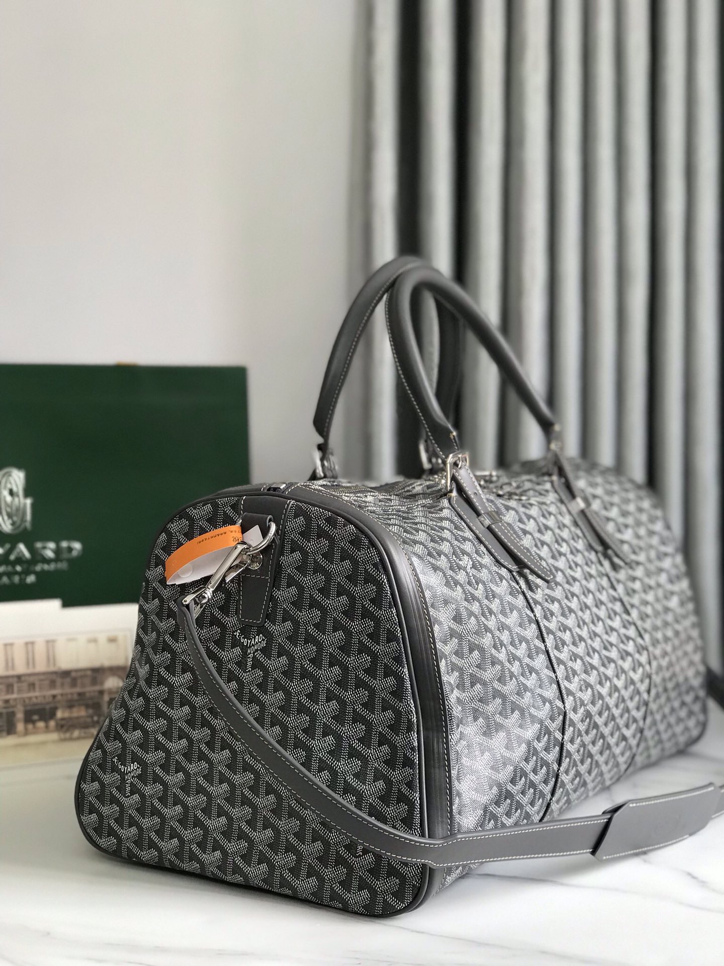 Goyard travel bag fitness bag, top quality! Size: 48 * 23 * 24cm