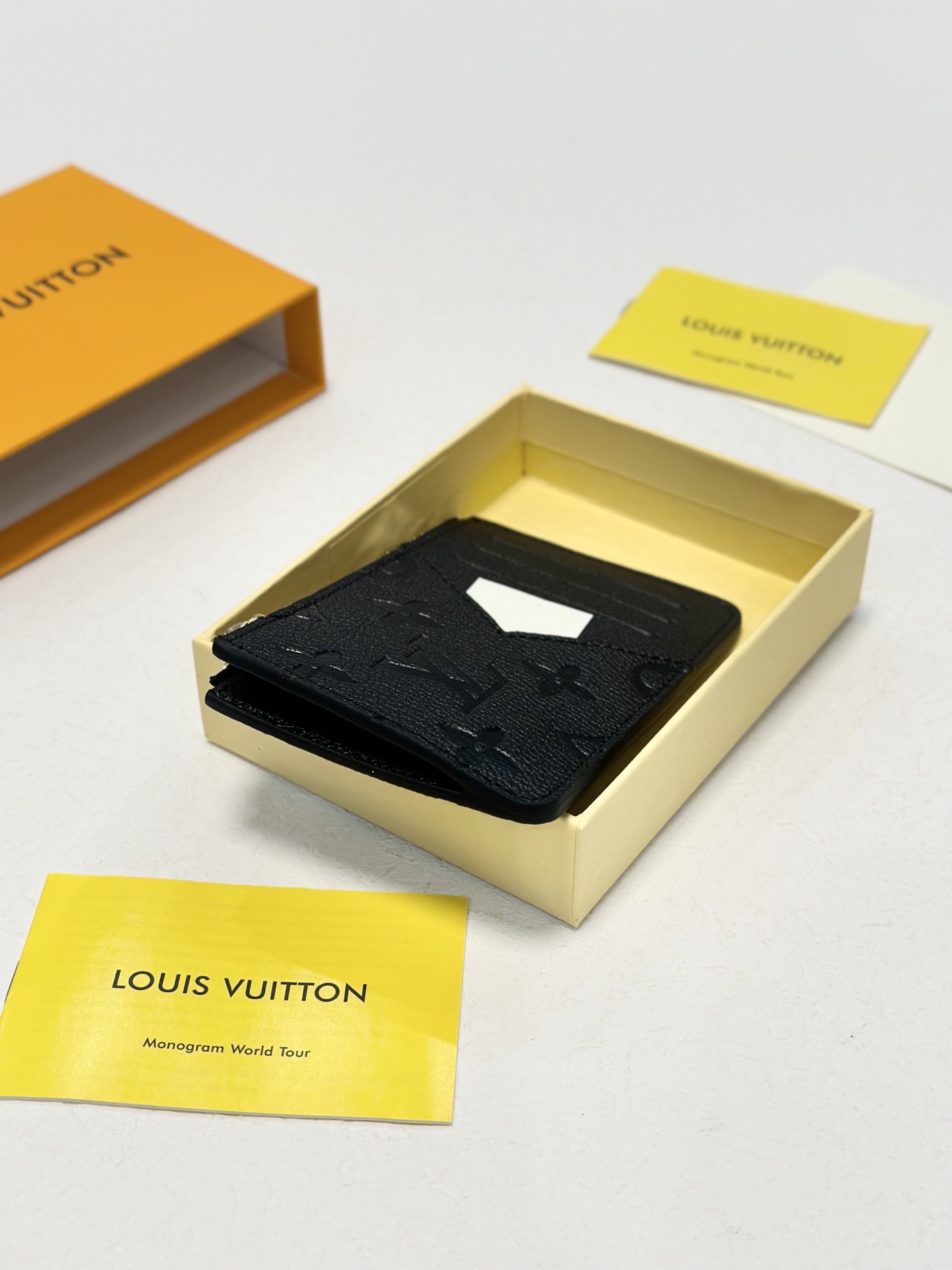 L*V RECTO VERSO MONOGRAM 13 x 9.5 x 2.5 cm