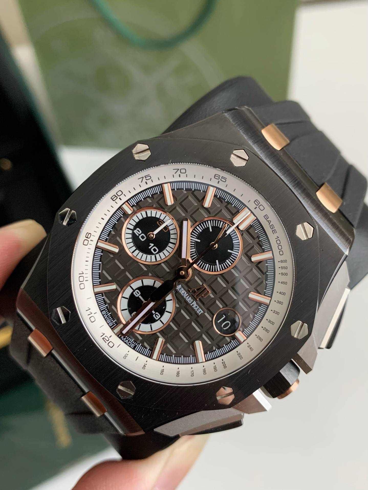 Audemars Piguet Royal Oak Series 2017 New Men's Watch 44MM
