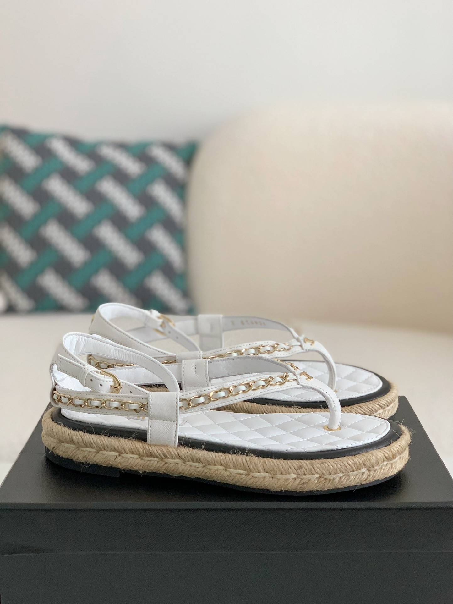 CH*EL Women's Sandals