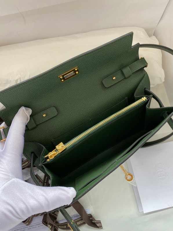 Kelly Classique To Go