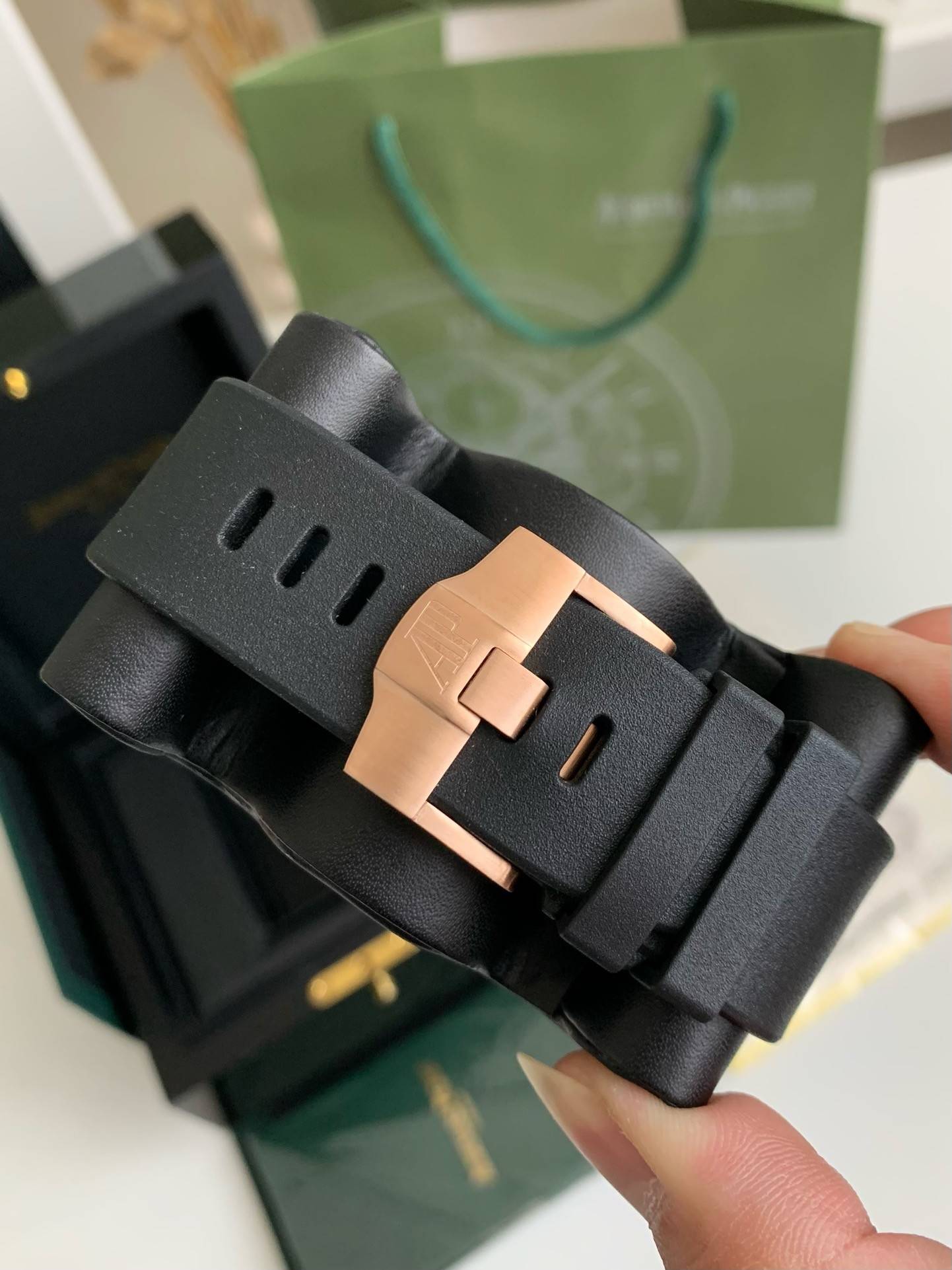 Audemars Piguet Royal Oak Series 2017 New Men's Watch 44MM