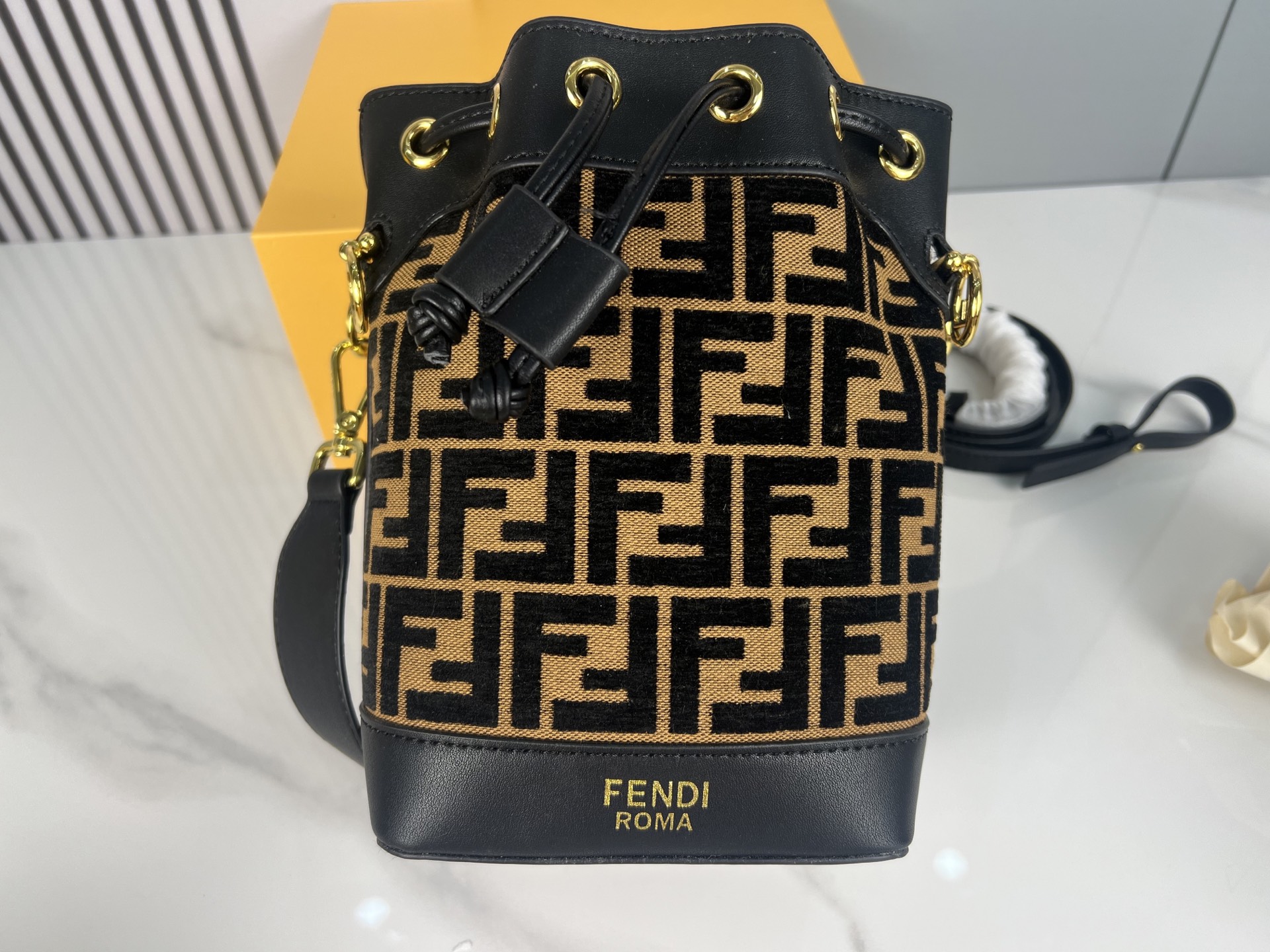 Fendi Mon Tresor Small Bucket Bag Size: 15-23cm