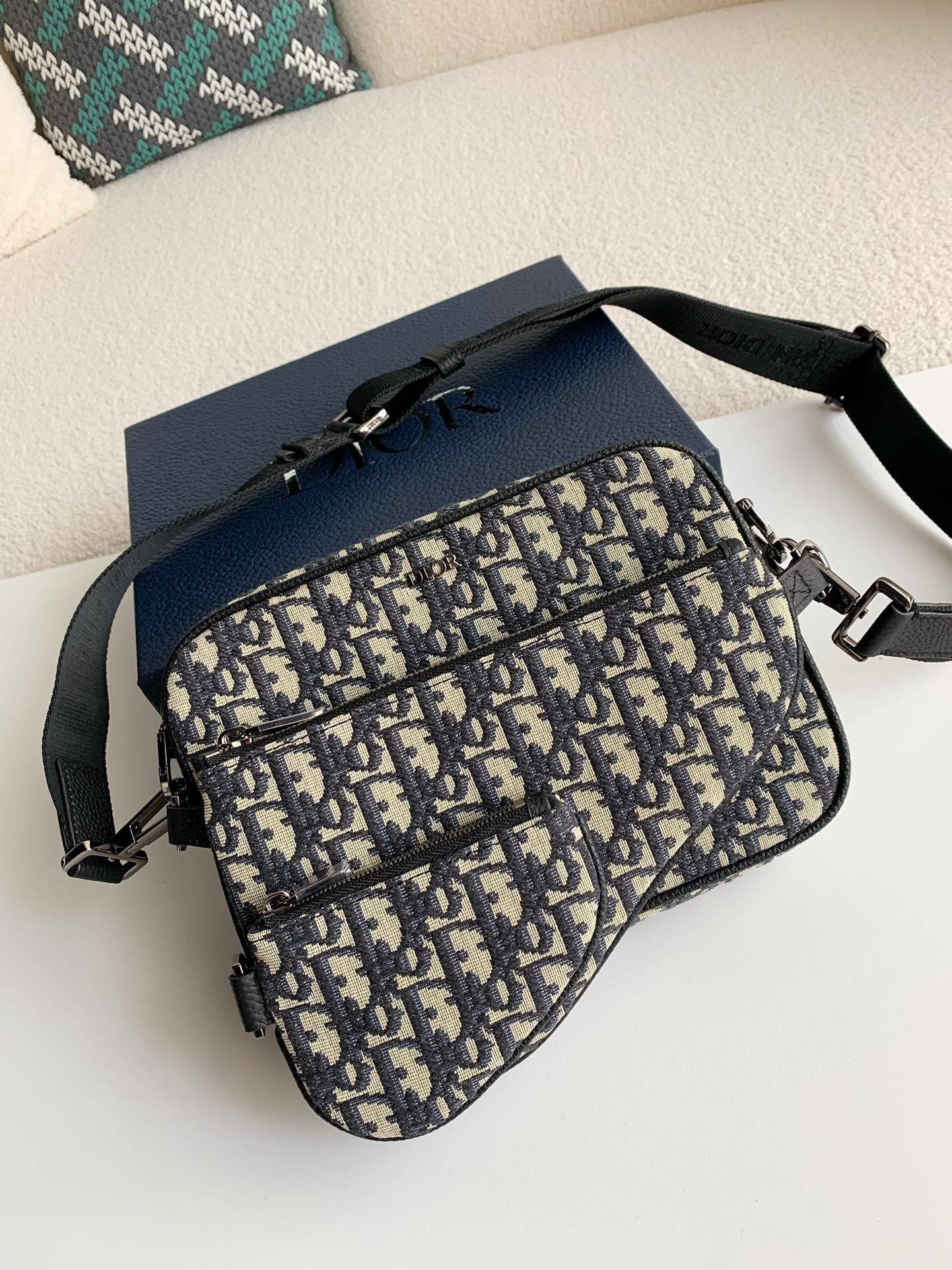 D*OR Men's SAFARI Messenger Bag, Top Quality Size：18*25*5cm