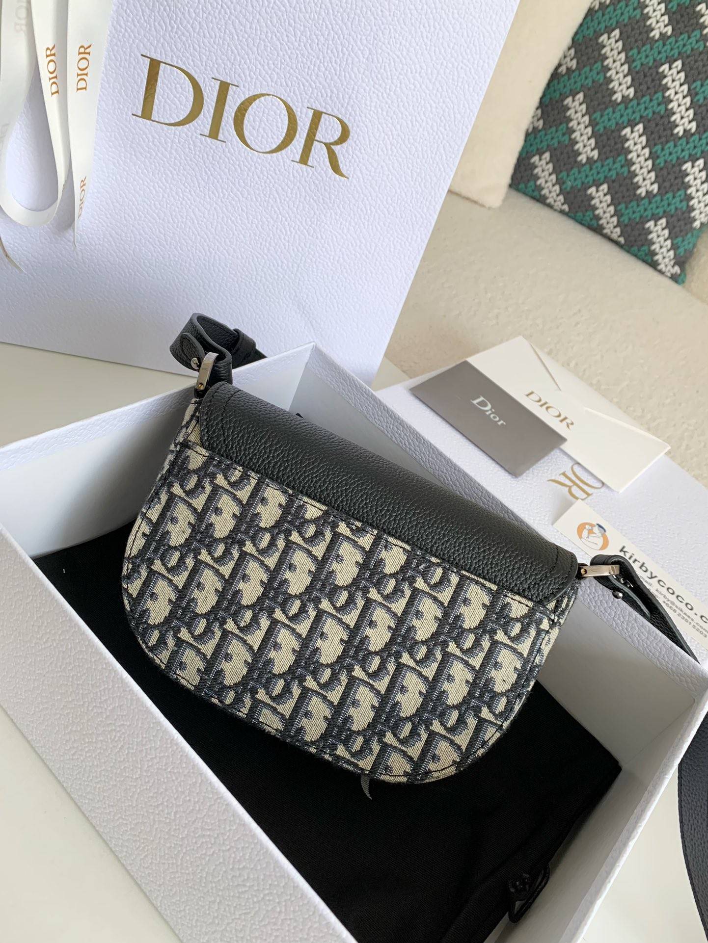 D*OR Essentials Saddle Carrying Bag (with shoulder straps) of top quality Size: 19.5 * 13 * 4.3cm