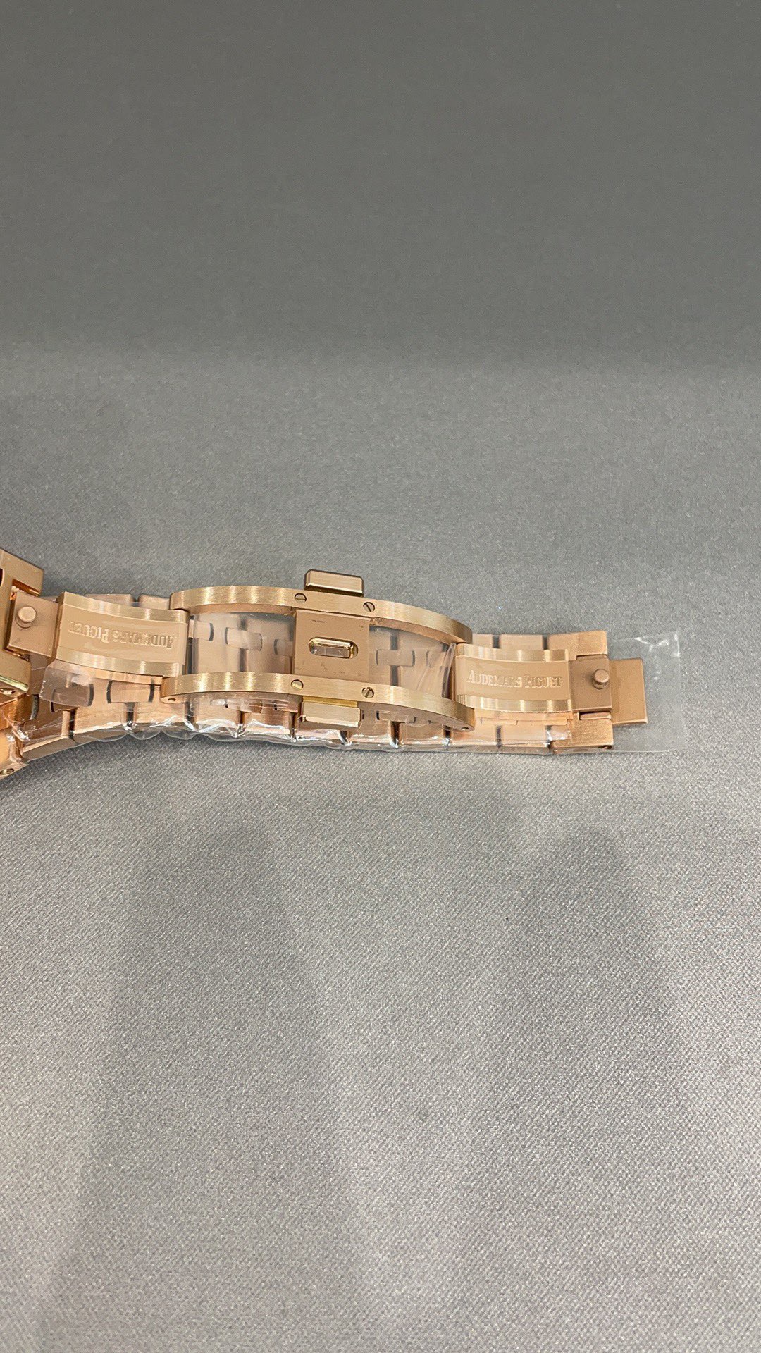 A*P 34mm 5800 Fully automatic mechanical movement