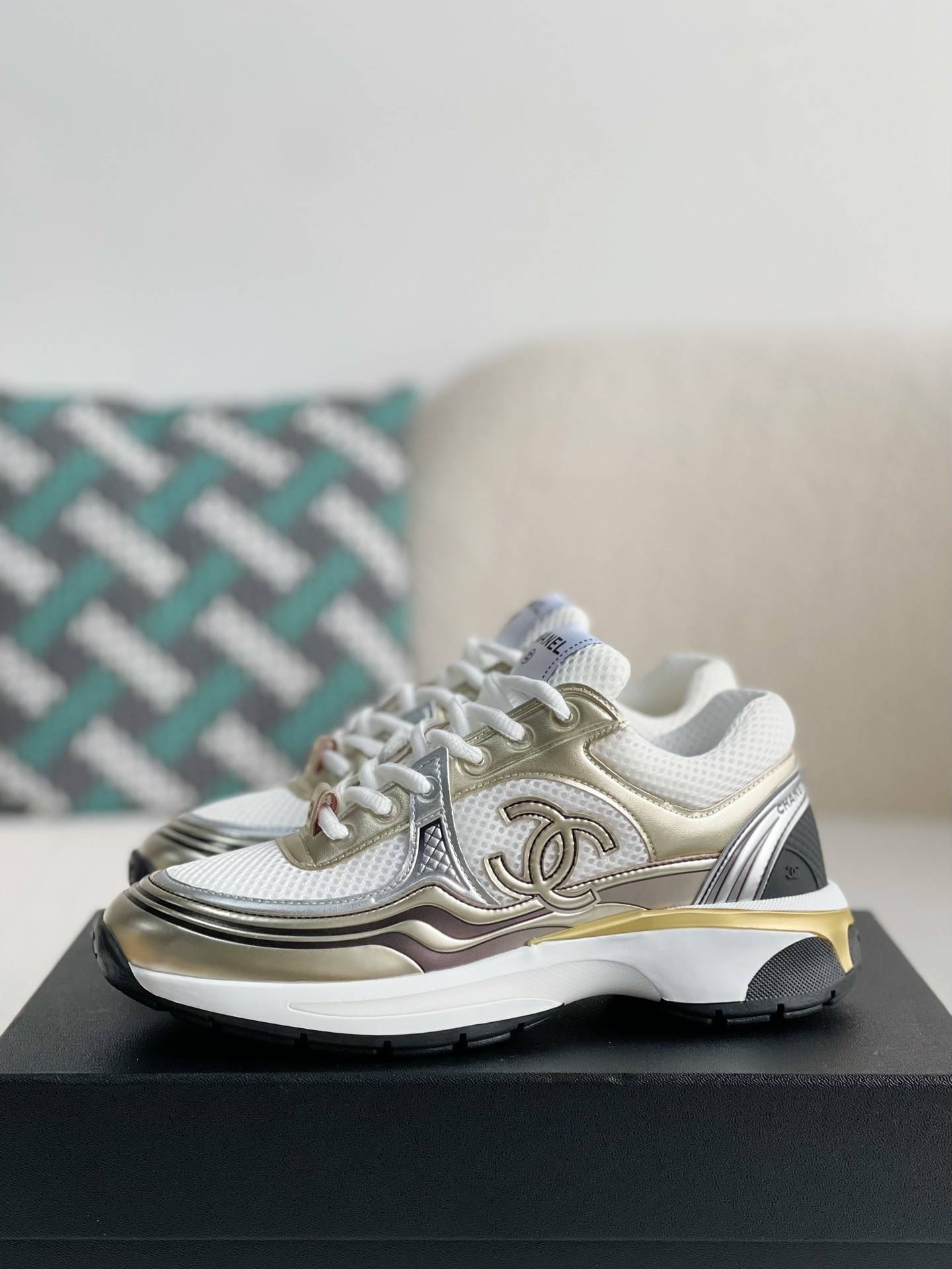 CH*EL Women's Sneakers