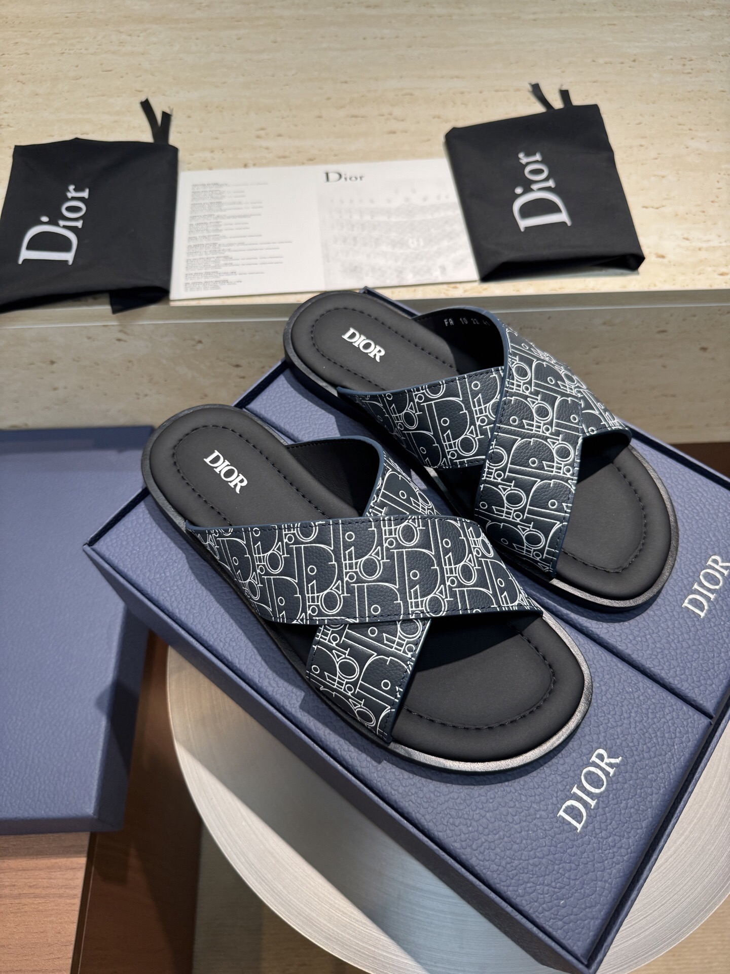 Dior Slide