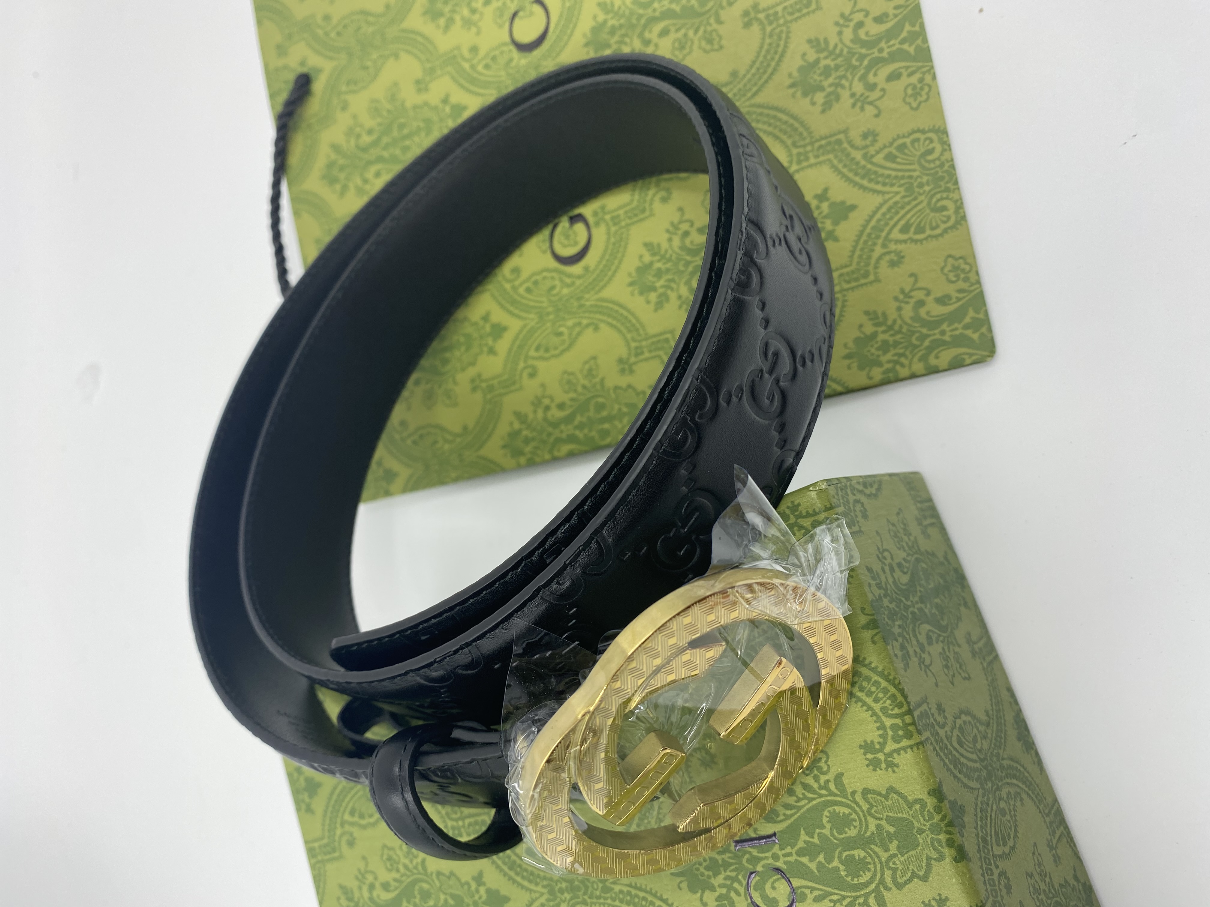 GUCCi Men's Belts 000150