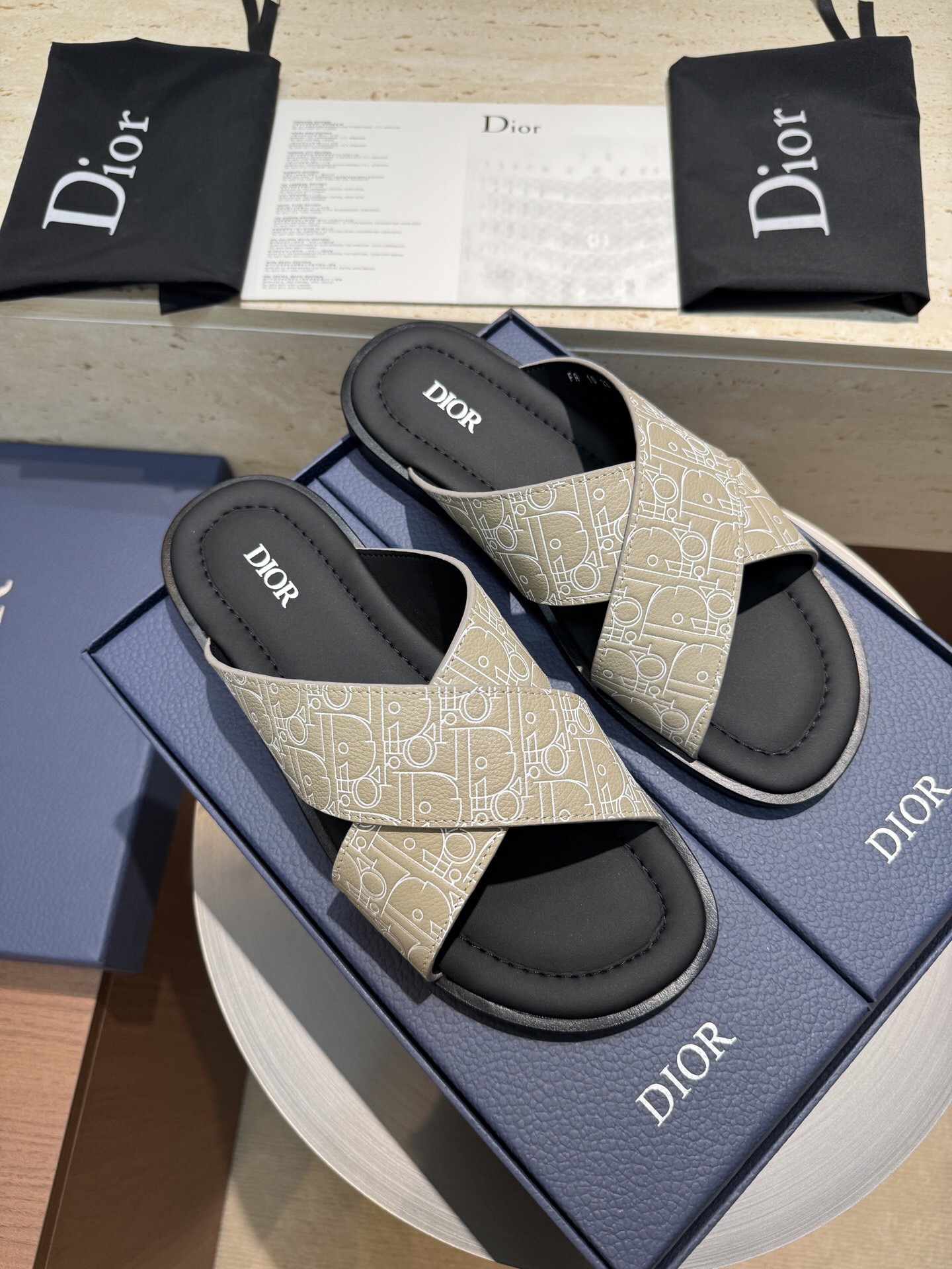 Dior Slide