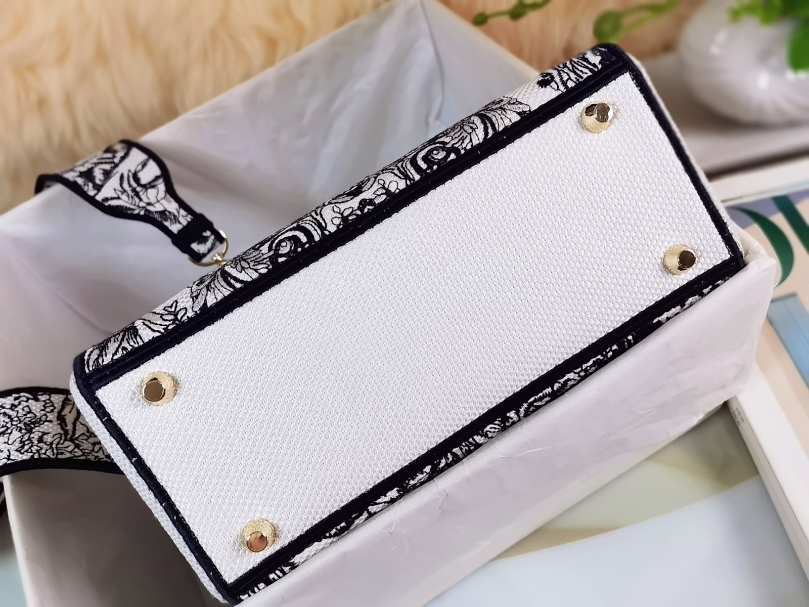 Medium Lady D-lite Bag