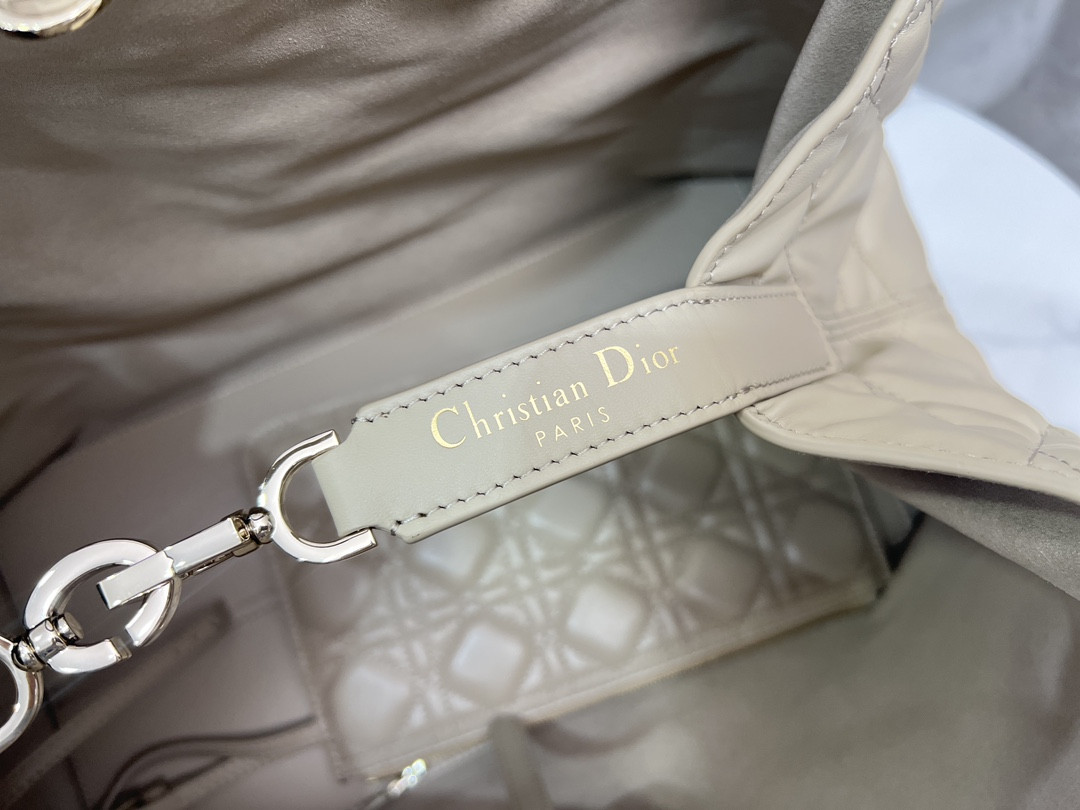 Dior Toujours Bag