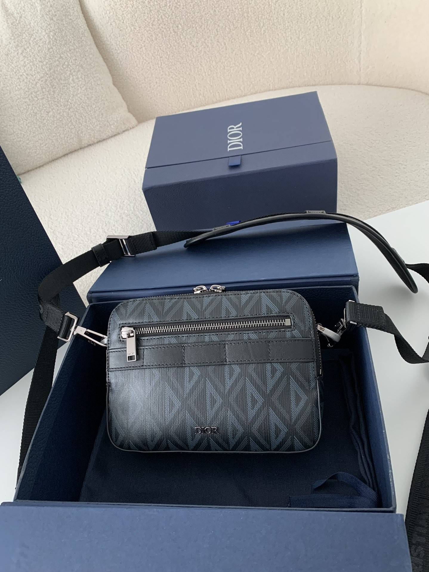 D*OR Men's SAFARI Messenger Bag, Top Quality  Size: 22 * 15 * 6cm