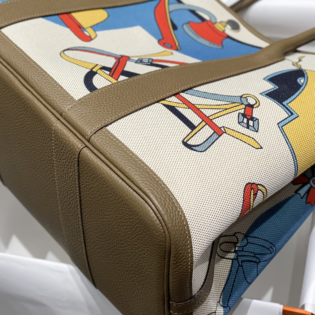 Hermes painted graffiti French fjord imported original cowhide wax thread sewing master craft painted canvas 36*30cm