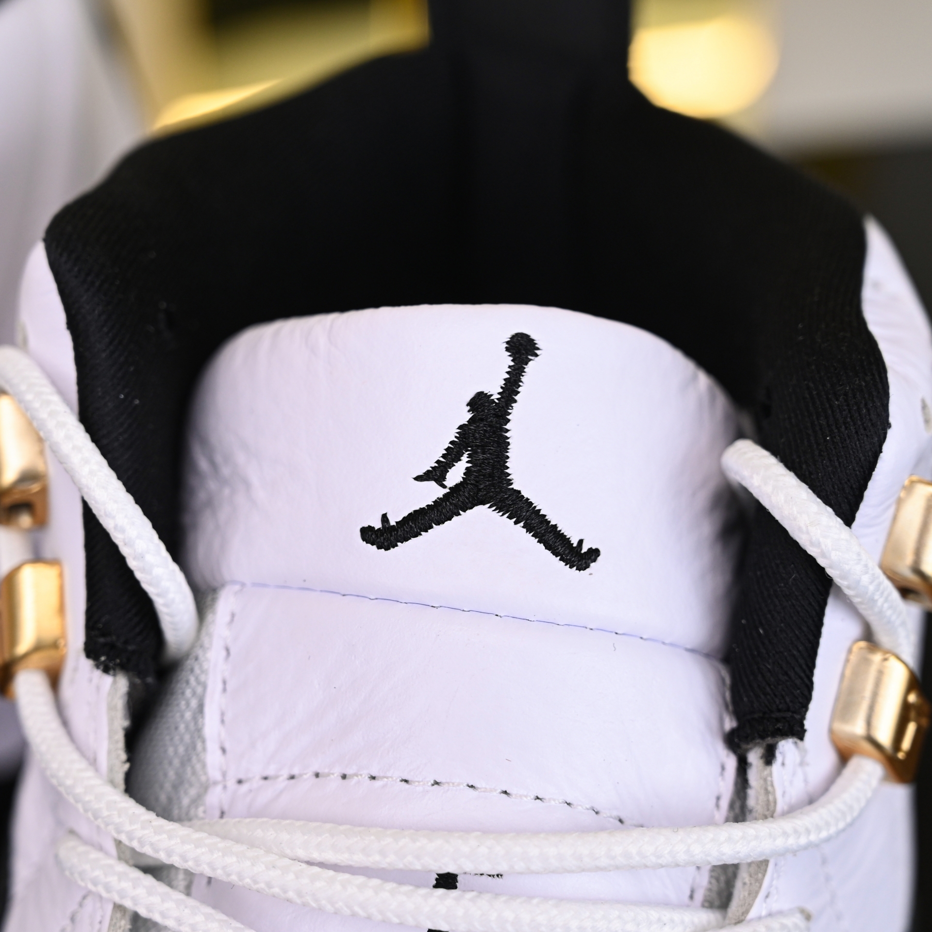 Air Jordan 12“Taxi”History  CT8013-117