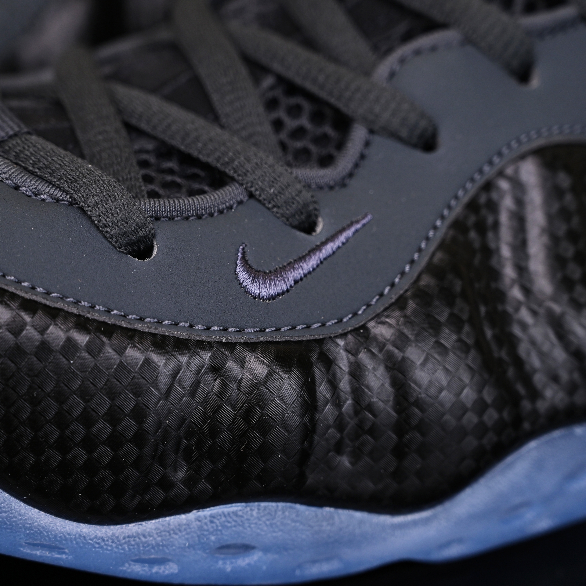 Nike Air Foamposite One  HF2902-002