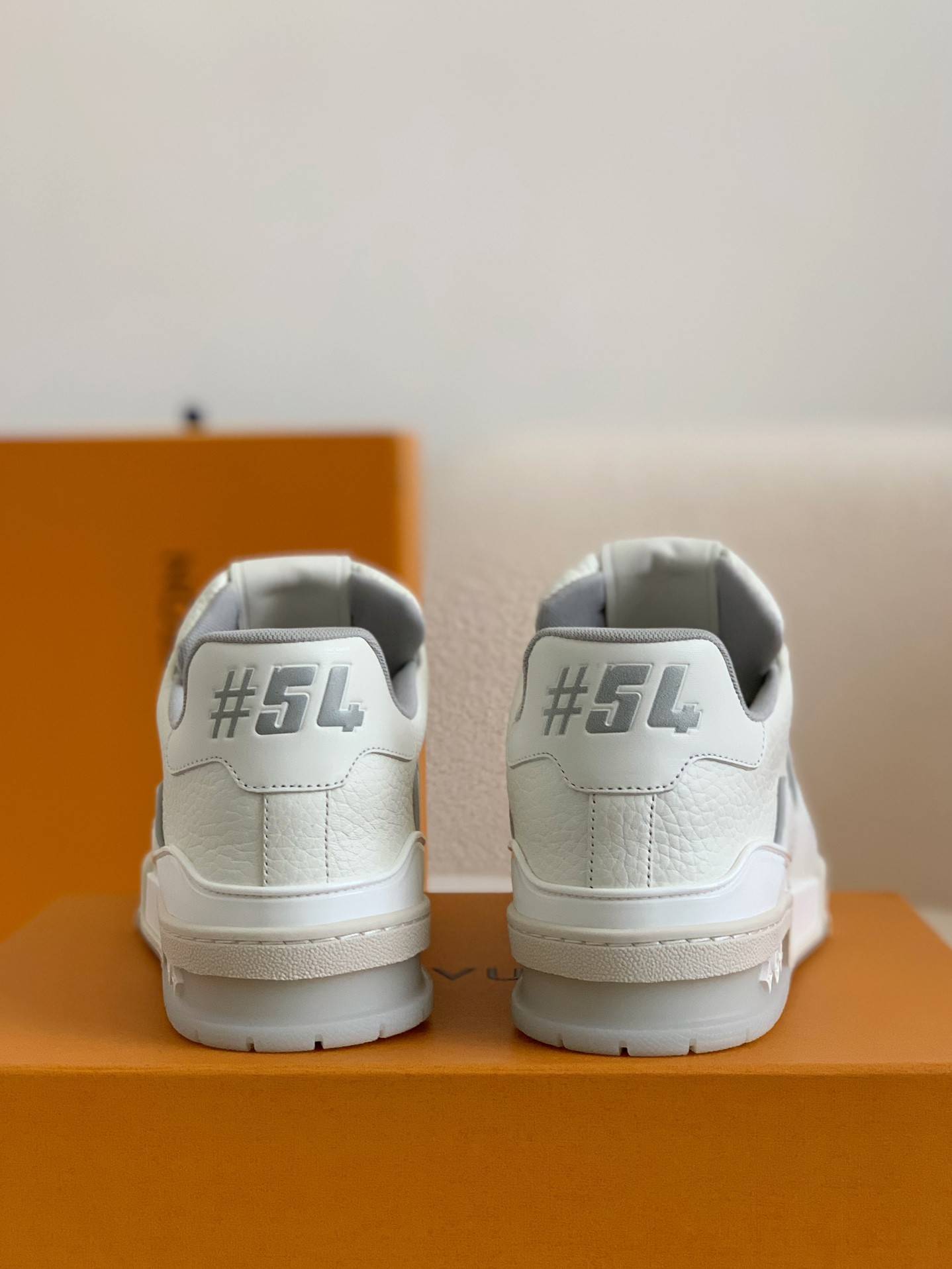 L*V TRAINER  Sneakers Top quality