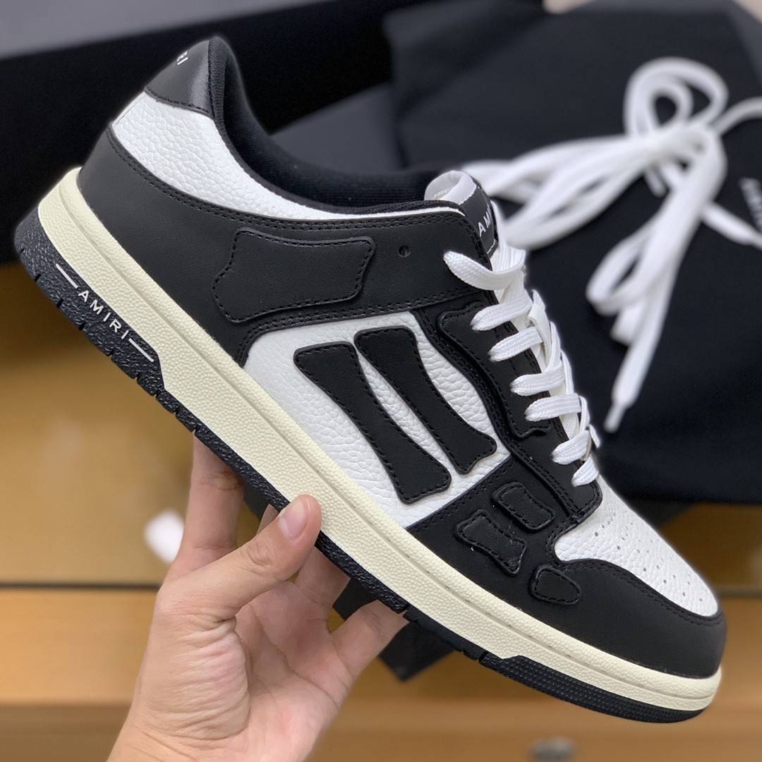 A*RI Bone Sneakers