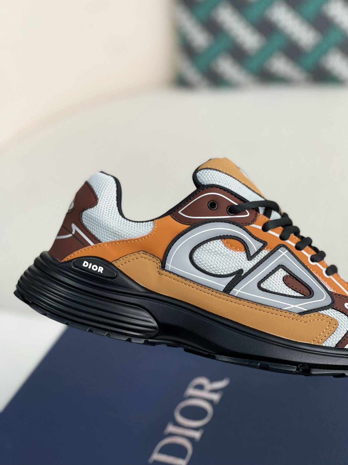 D*OR B30 New Sneaker